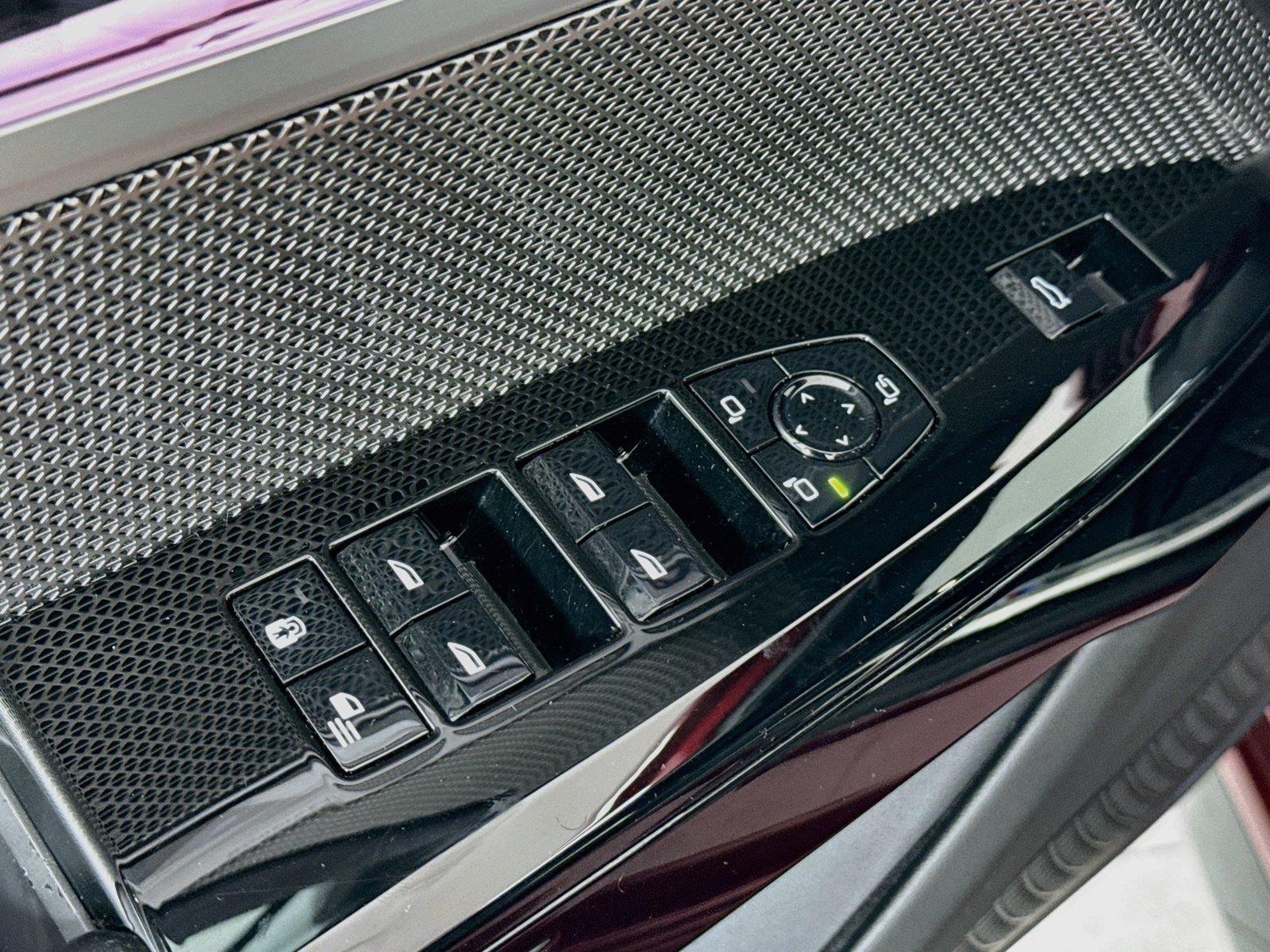 2025 BMW 7 Series 740i photo 29