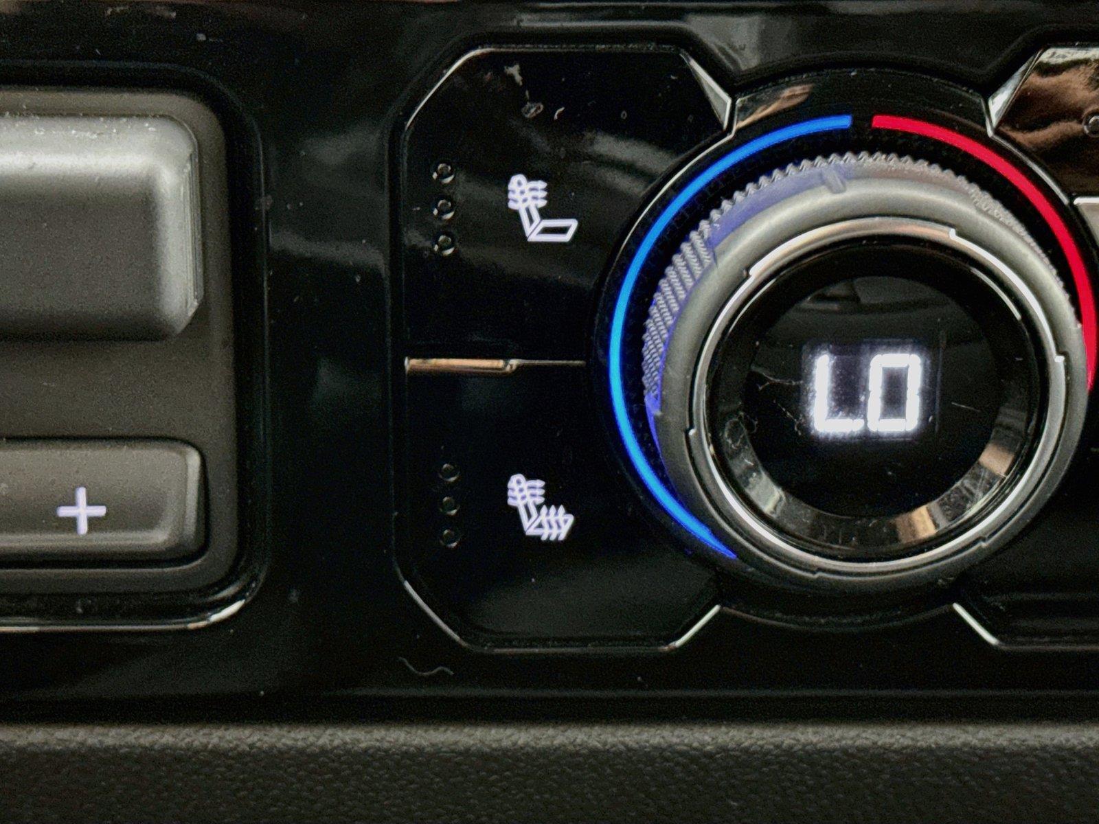 2025 Chevrolet Silverado 3500HD LT photo 7