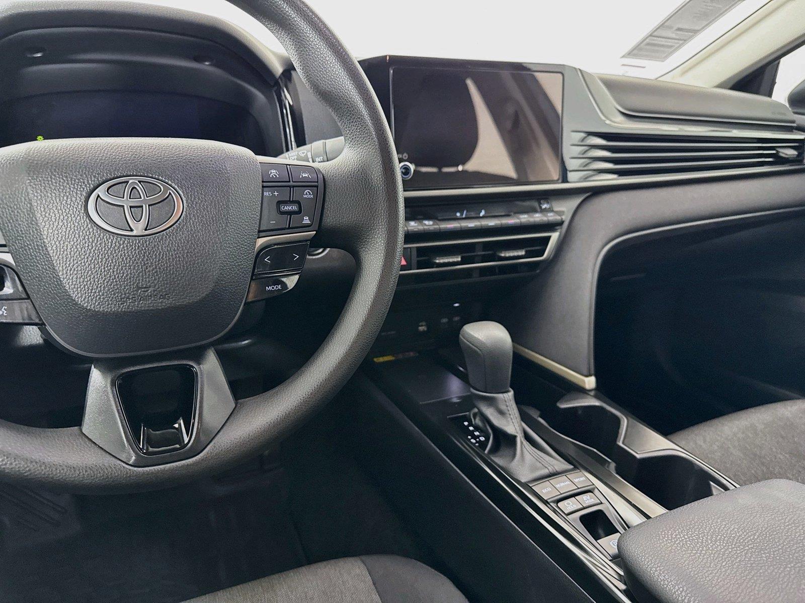 2025 Toyota Camry LE photo 30