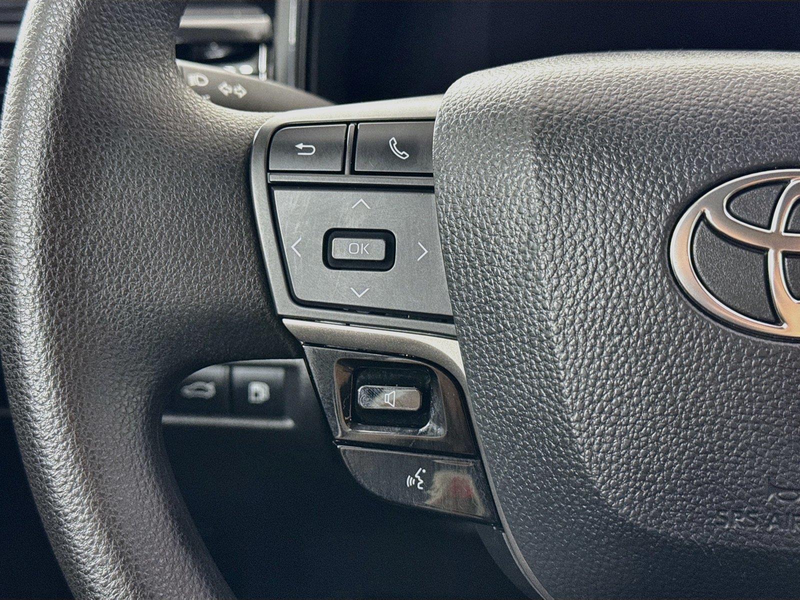 2025 Toyota Camry LE photo 16