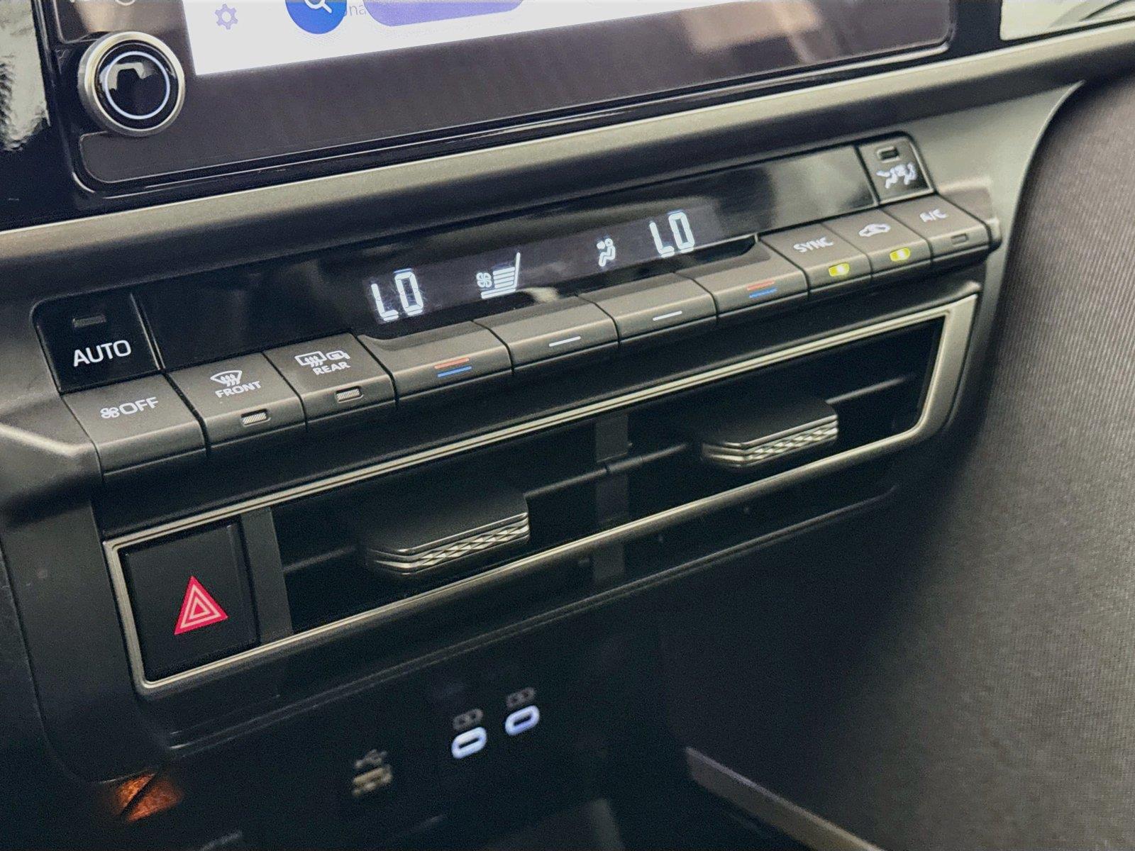2025 Toyota Camry LE photo 24