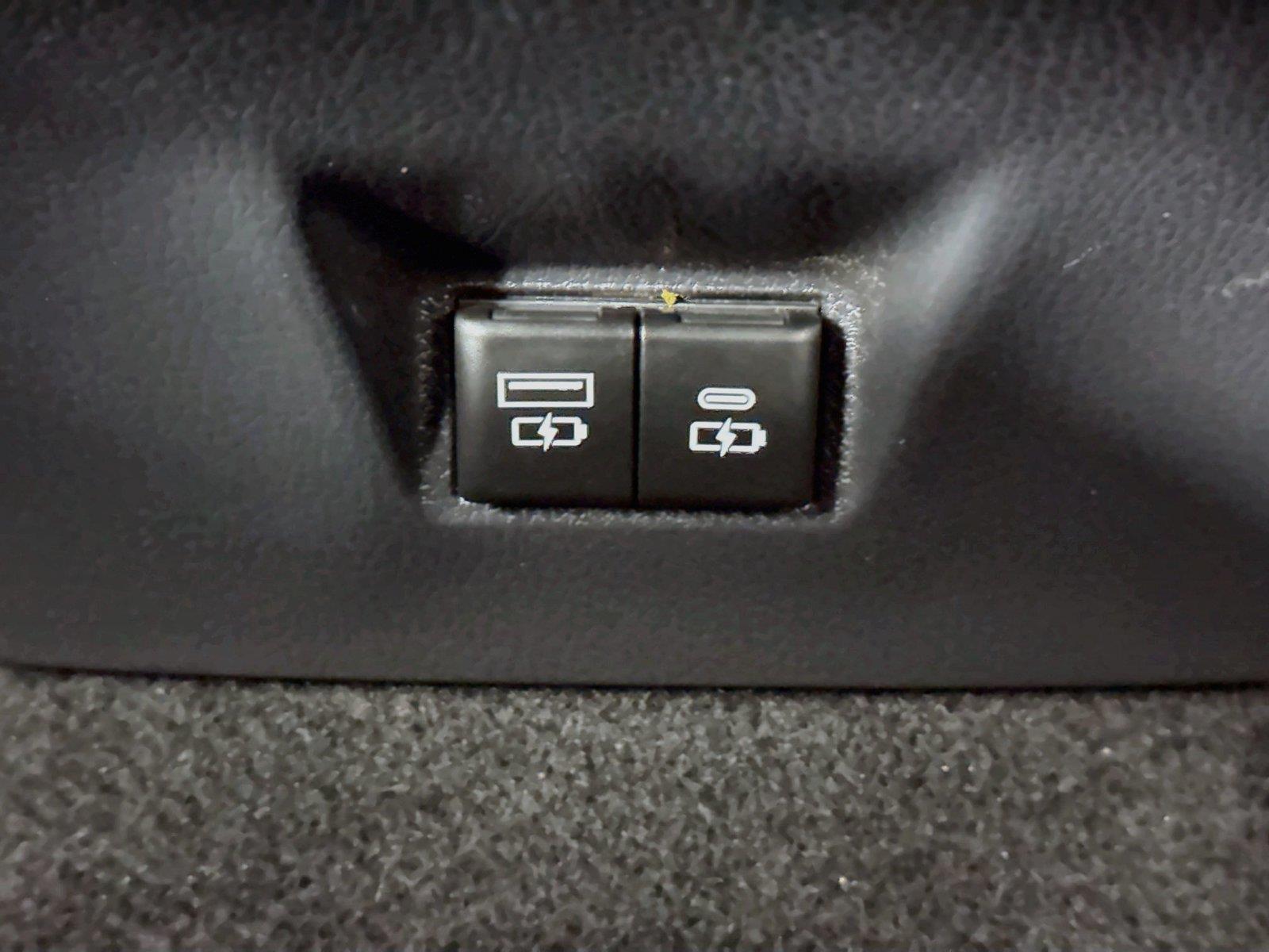 2025 Toyota Camry LE photo 35