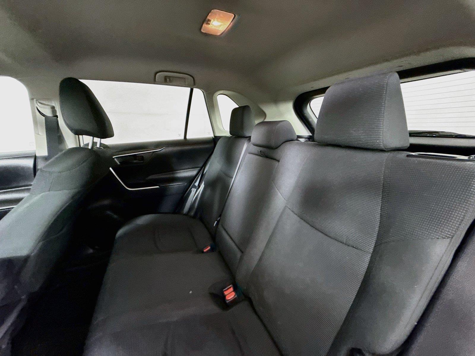 2019 Toyota RAV4 LE photo 25