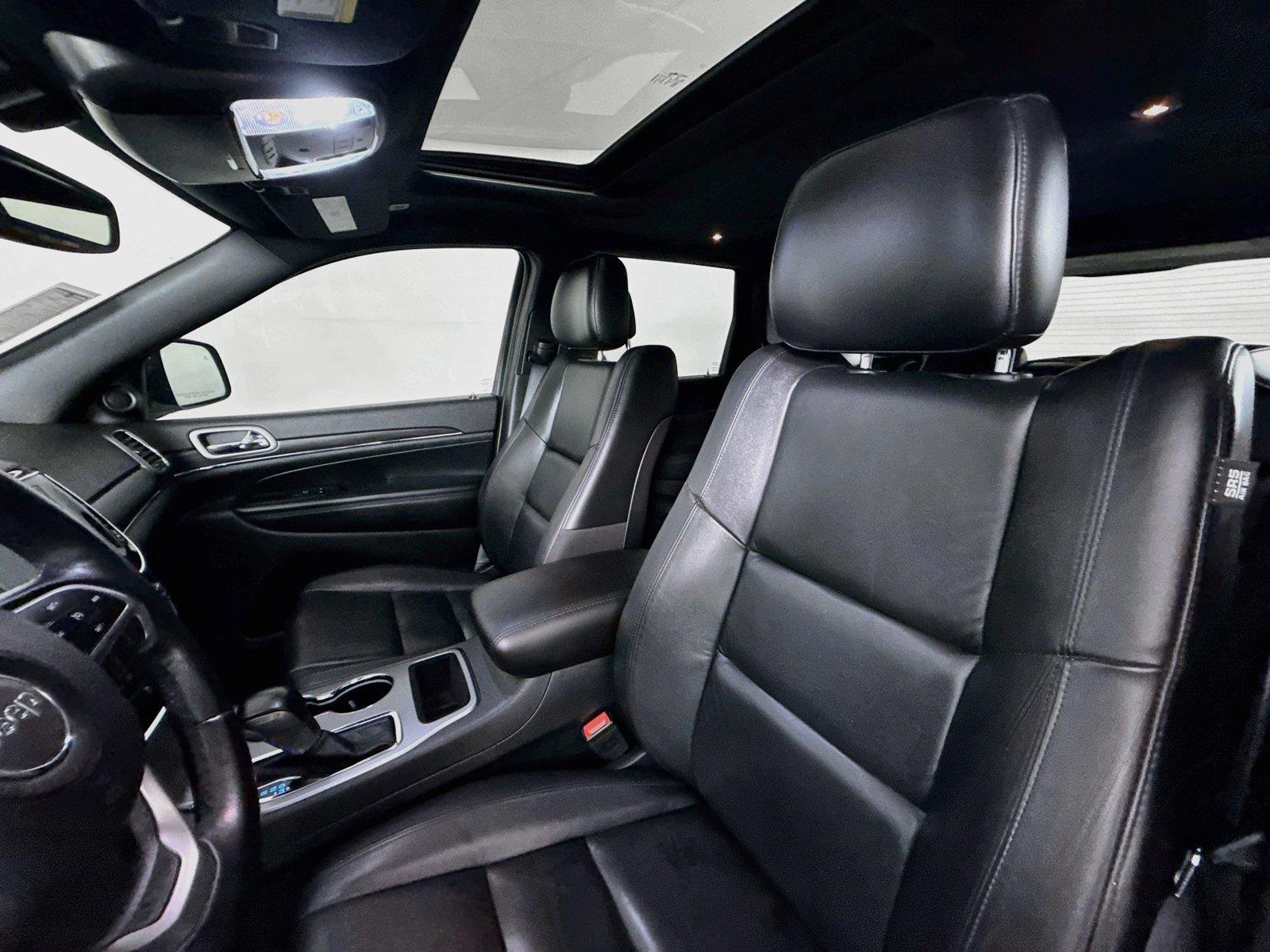 2021 Jeep Grand Cherokee Limited photo 2