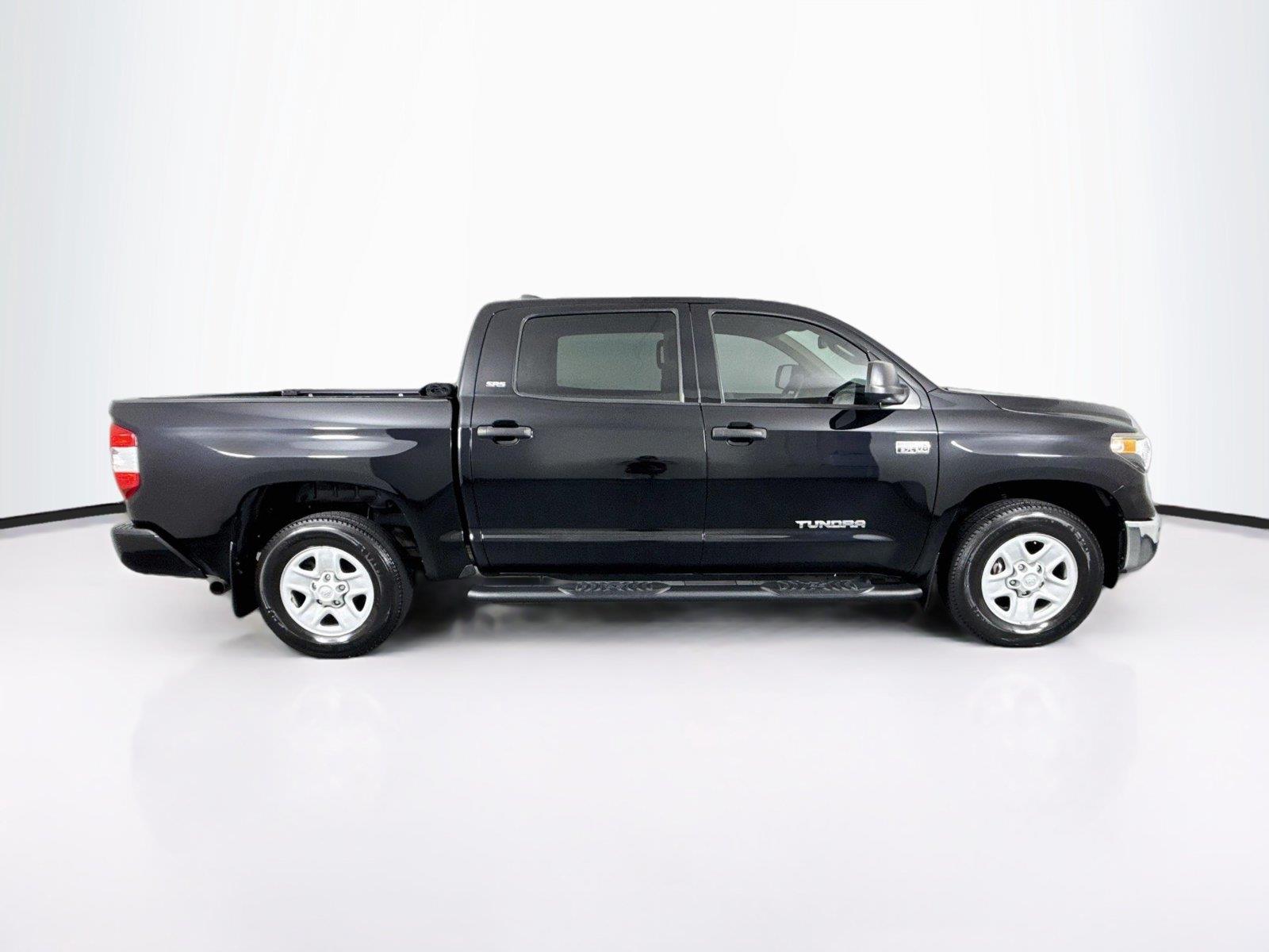 2021 Toyota Tundra SR5 photo 8