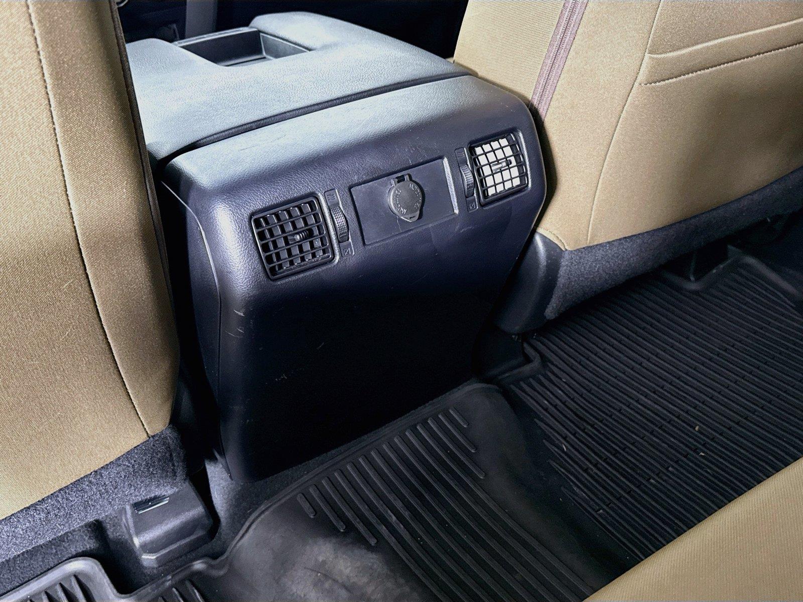 2021 Toyota Tundra SR5 photo 32