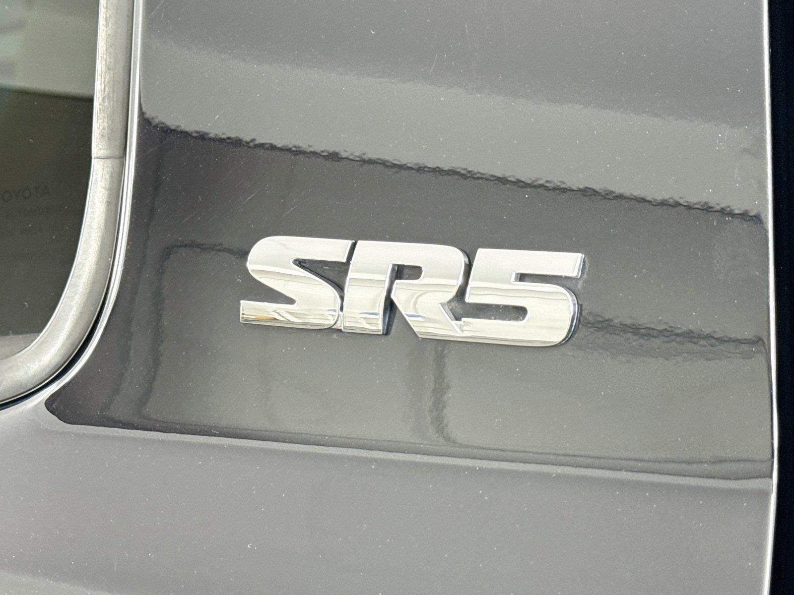 2021 Toyota Tundra SR5 photo 12