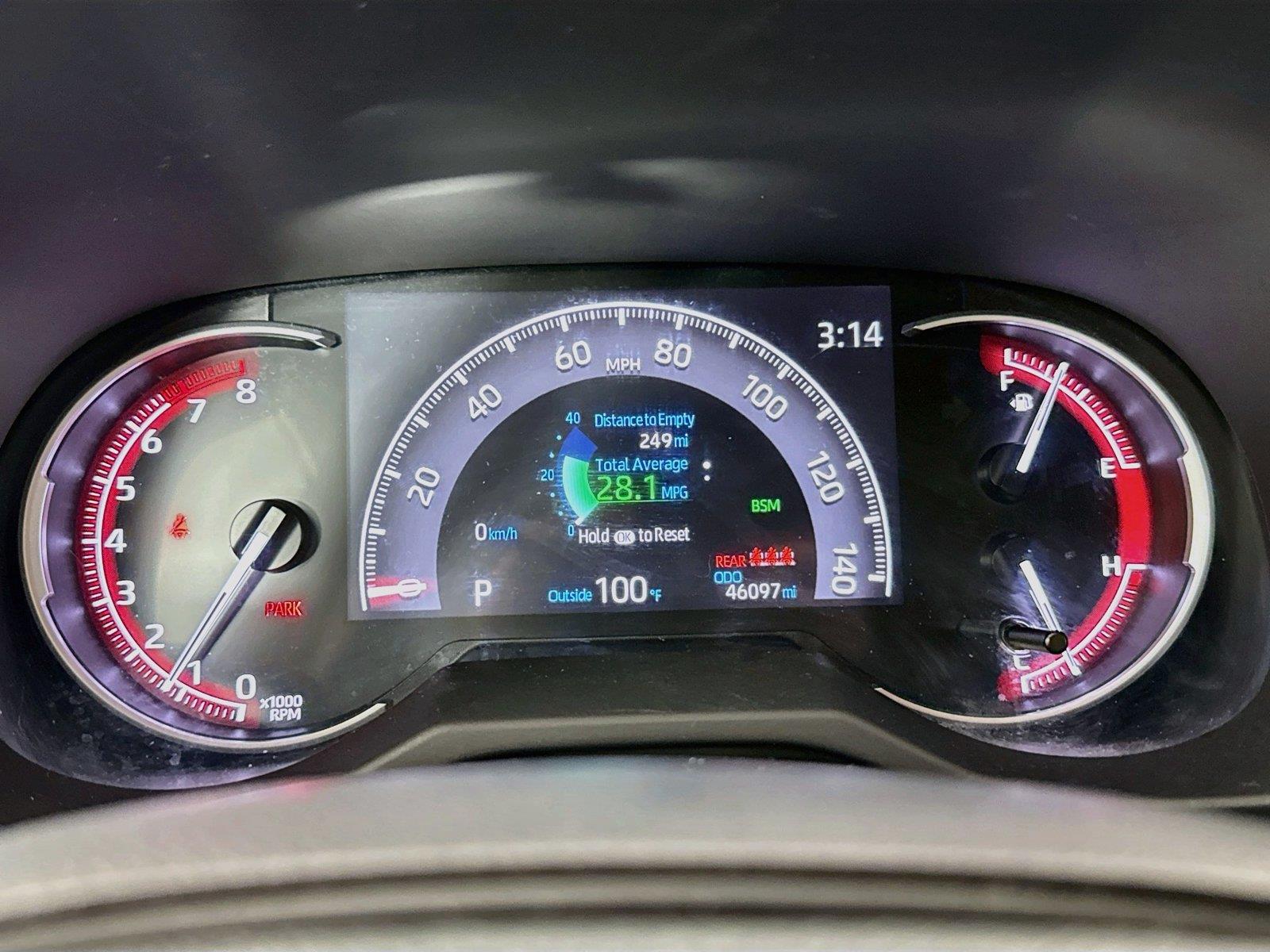 2025 Toyota RAV4 XLE photo 19