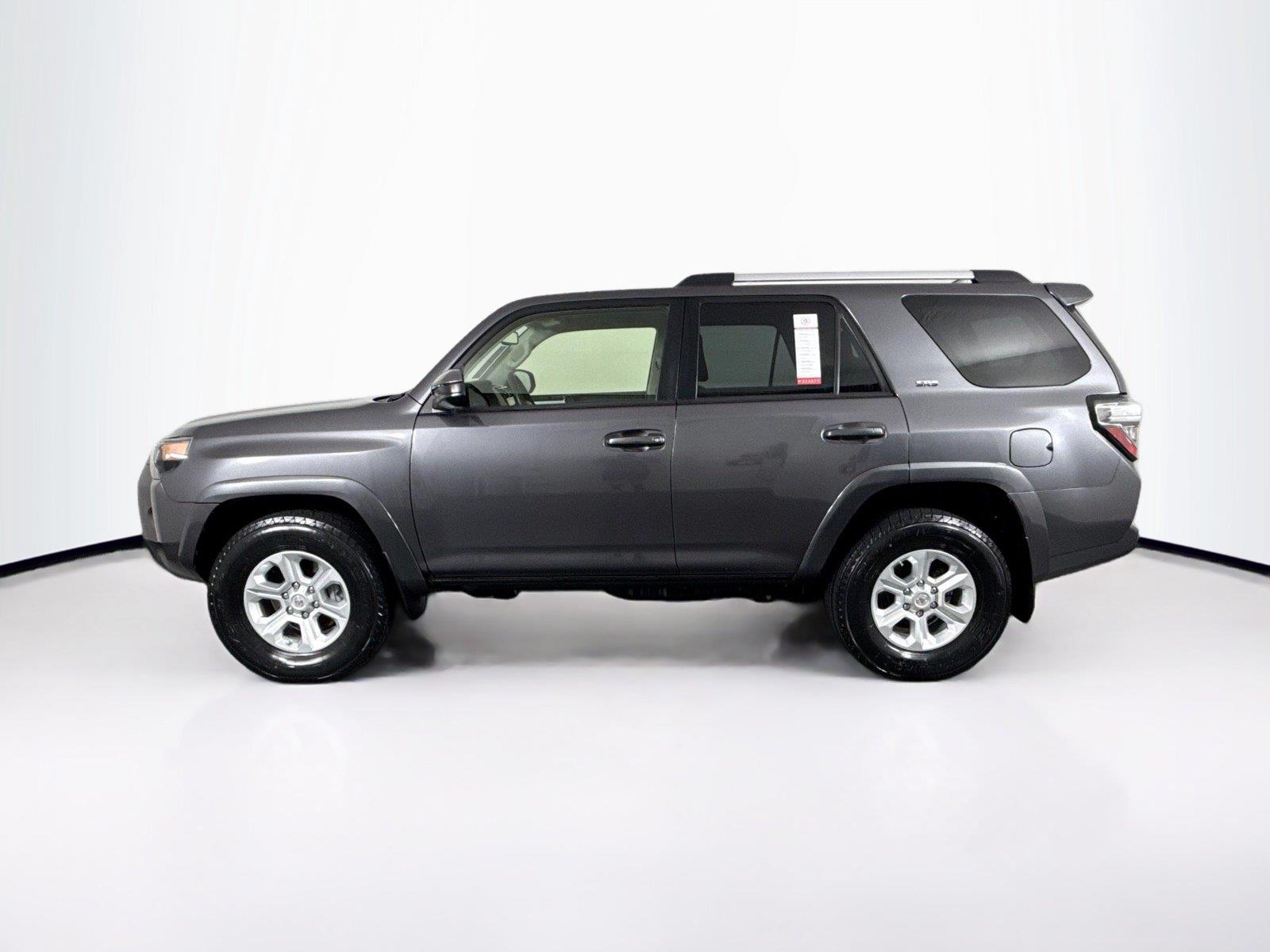 2021 Toyota 4Runner SR5 photo 11