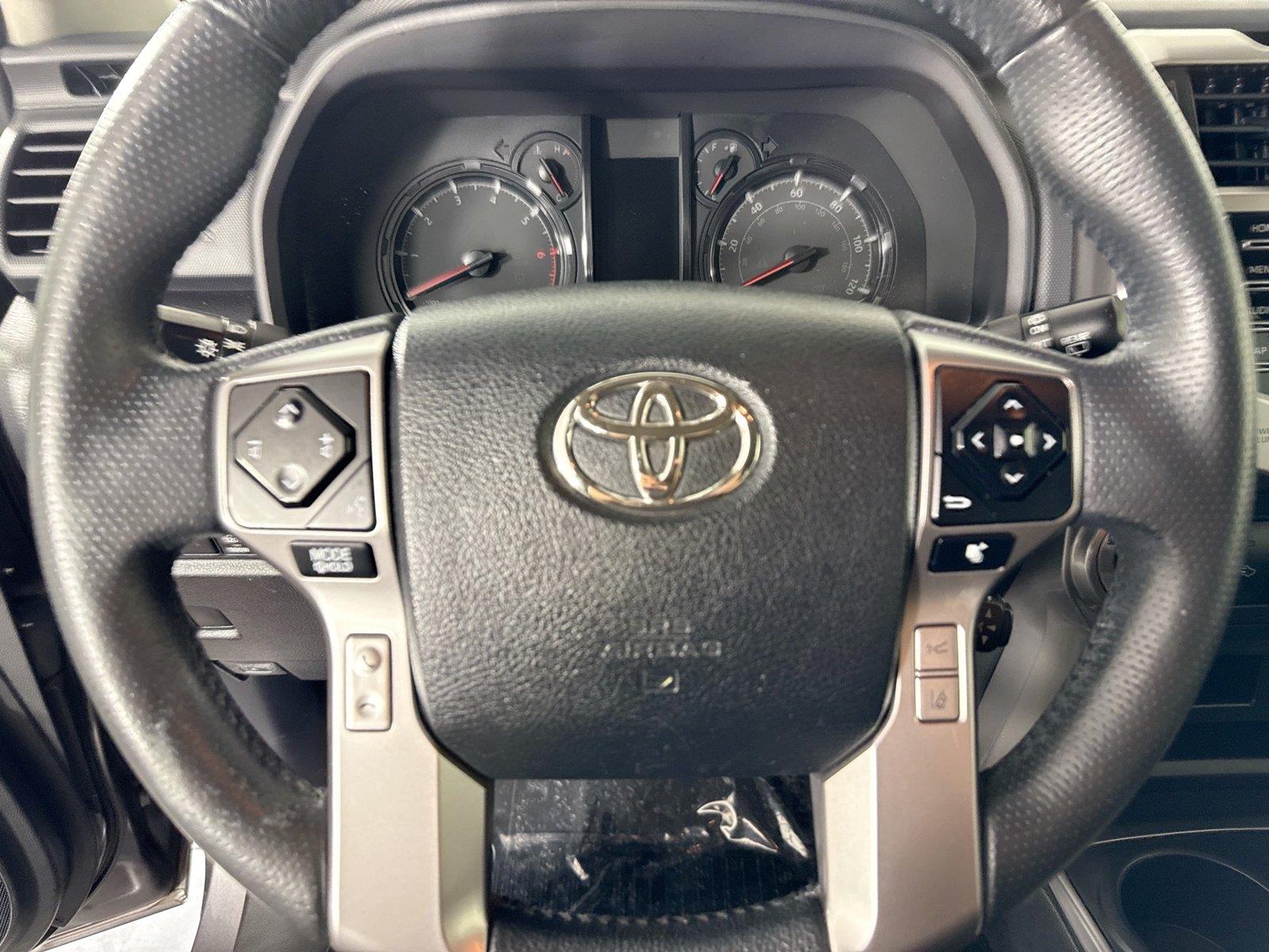 2021 Toyota 4Runner SR5 photo 14