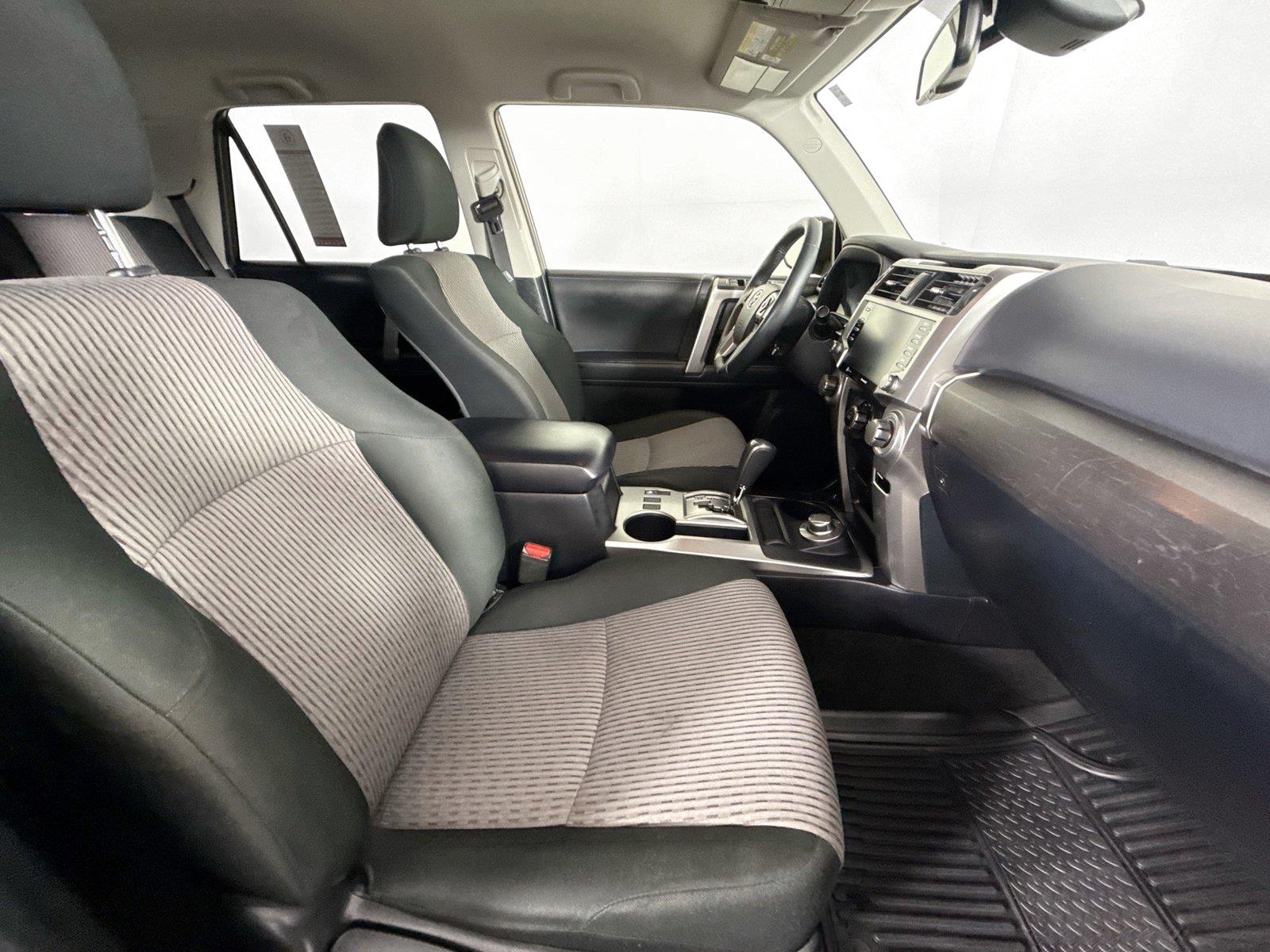 2021 Toyota 4Runner SR5 photo 39
