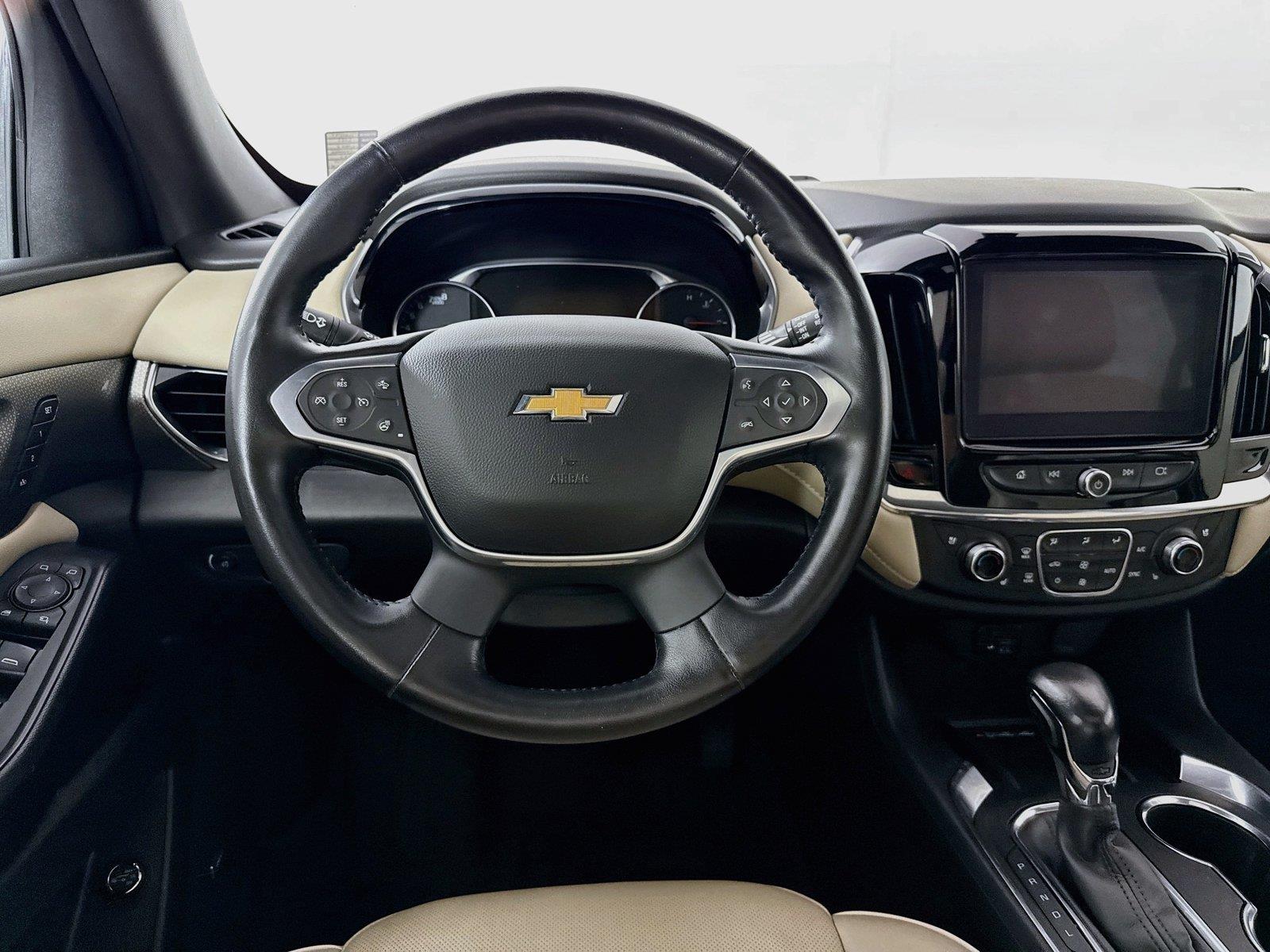 2022 Chevrolet Traverse Premier photo 32