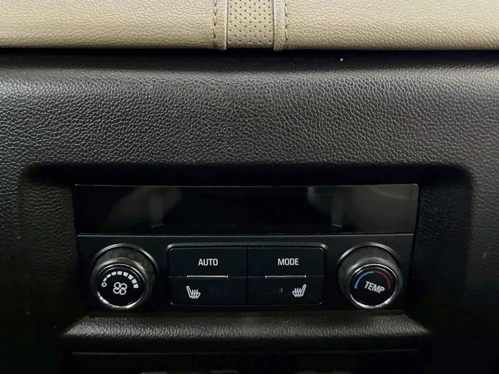 2022 Chevrolet Traverse Premier photo 36