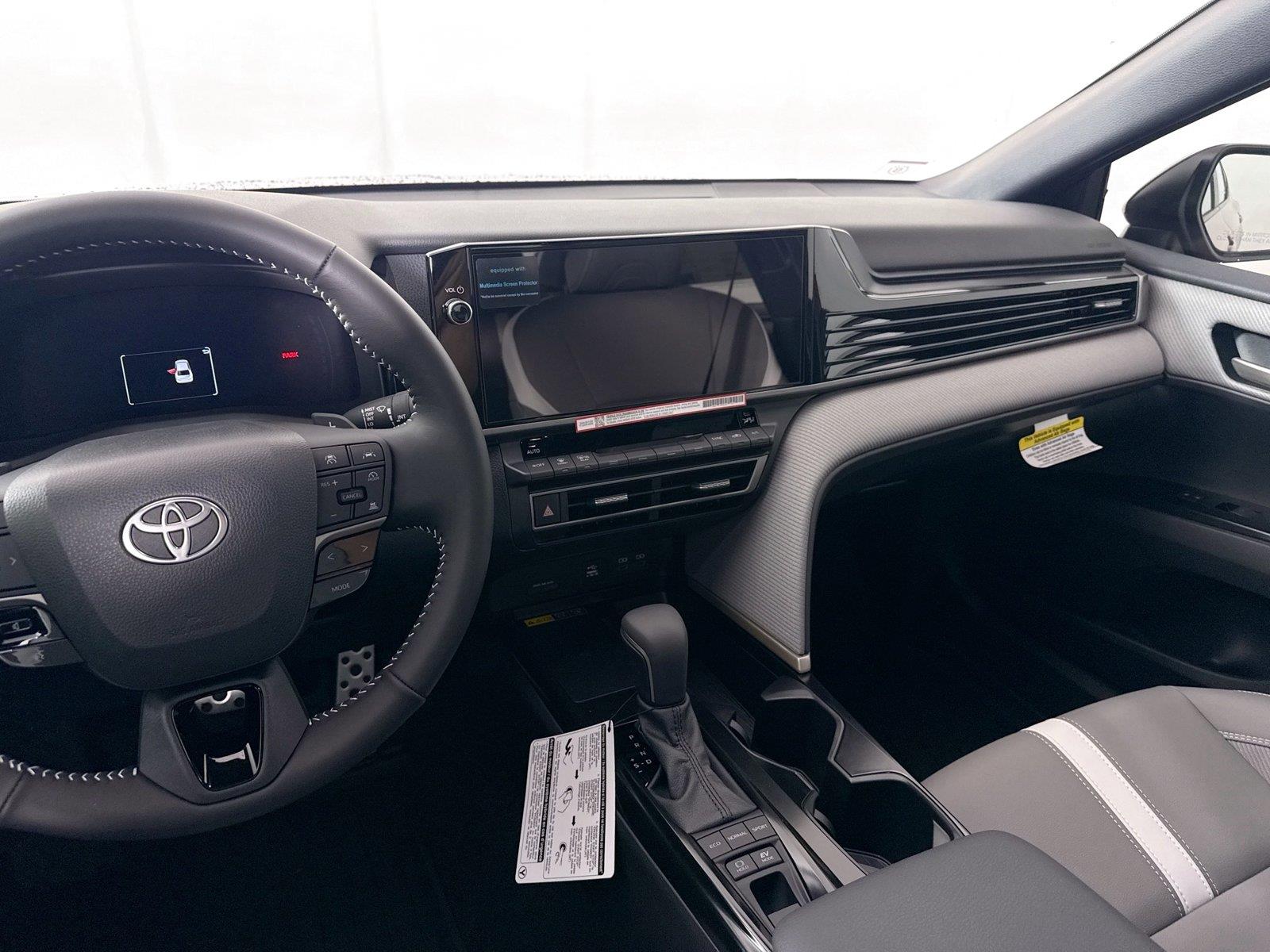 2026 TOYOTA CAMRY HYBRID photo 35