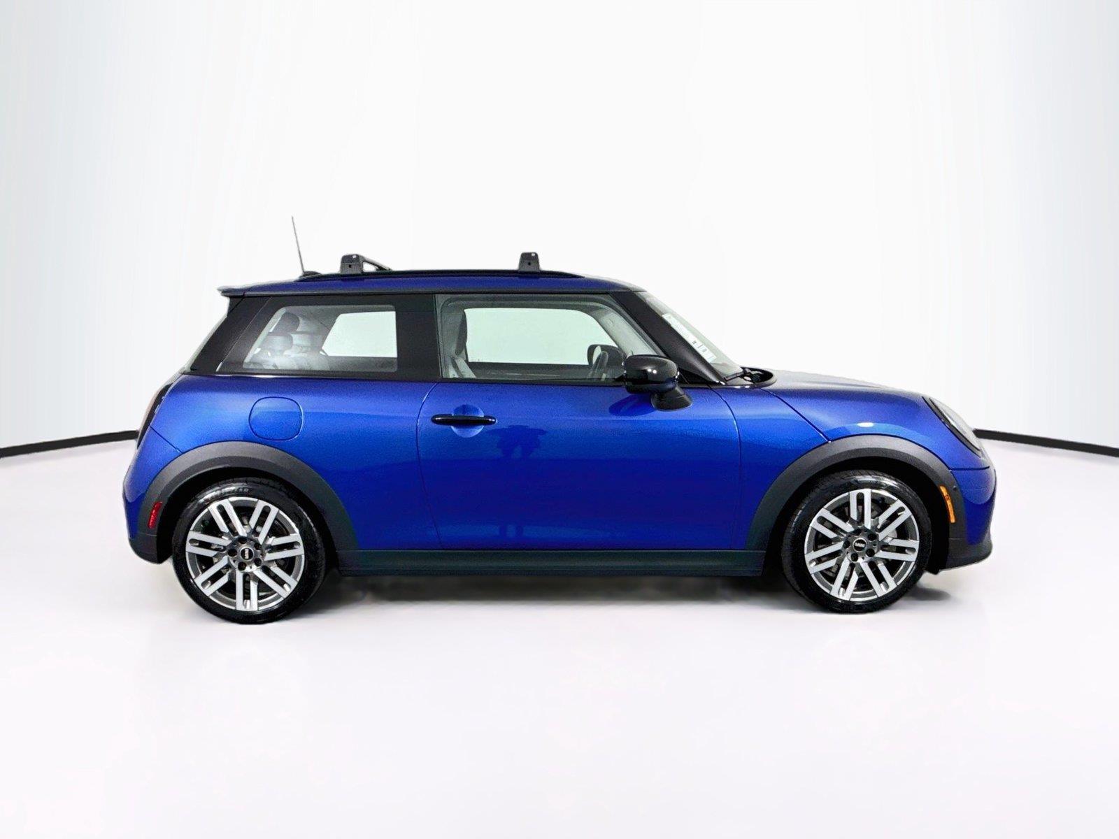 2025 MINI Hardtop 2 Door Cooper S photo 10
