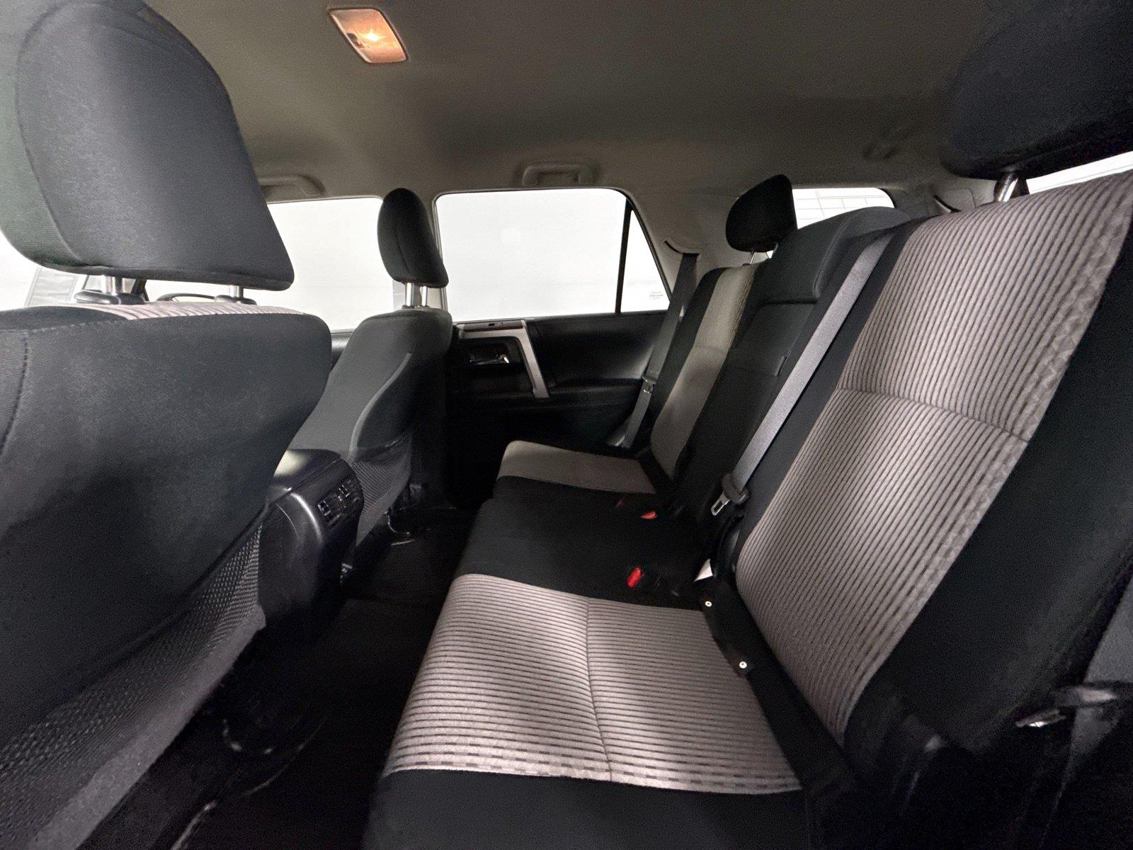2021 Toyota 4Runner SR5 photo 28