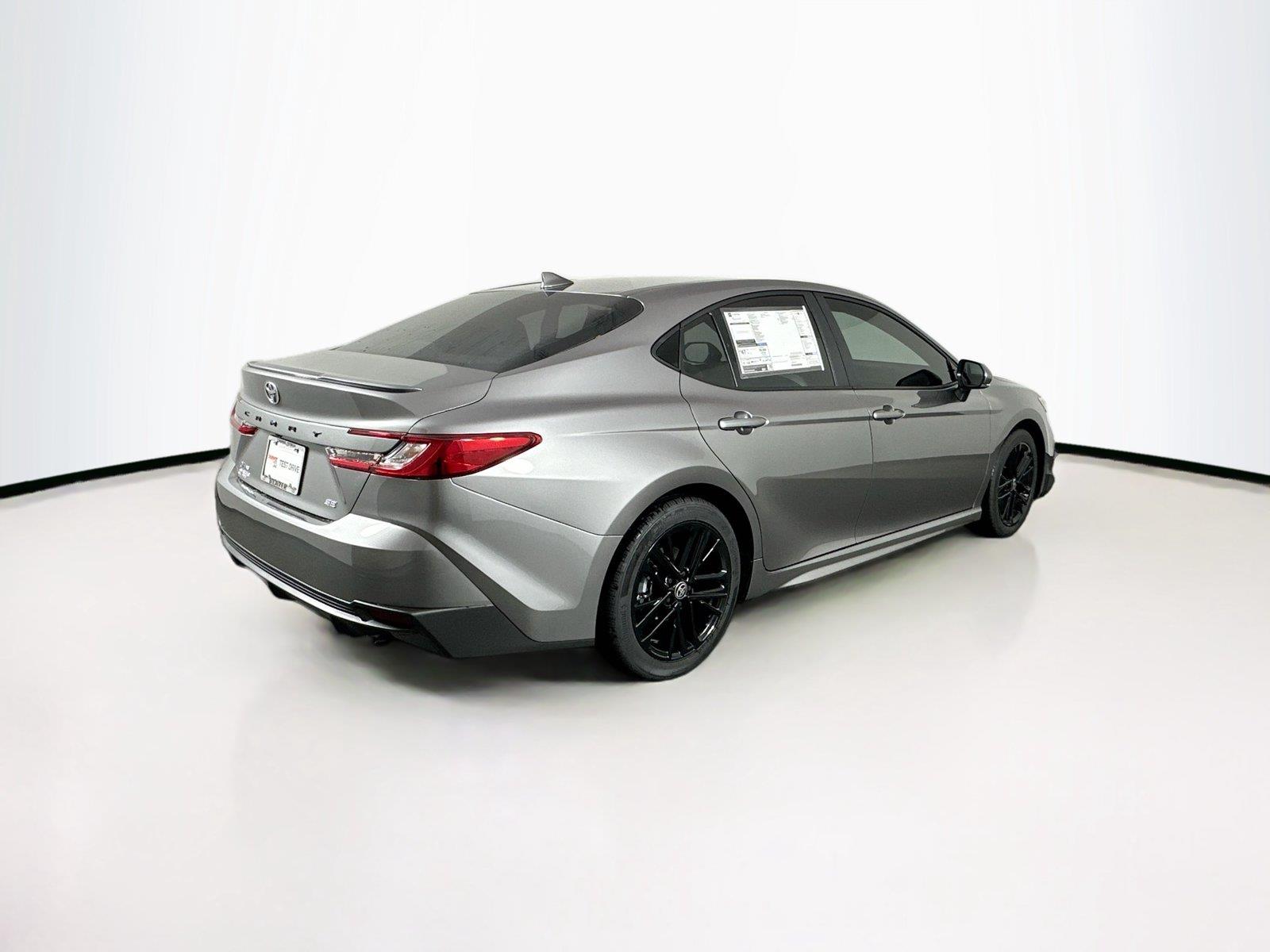 2026 TOYOTA CAMRY HYBRID photo 4