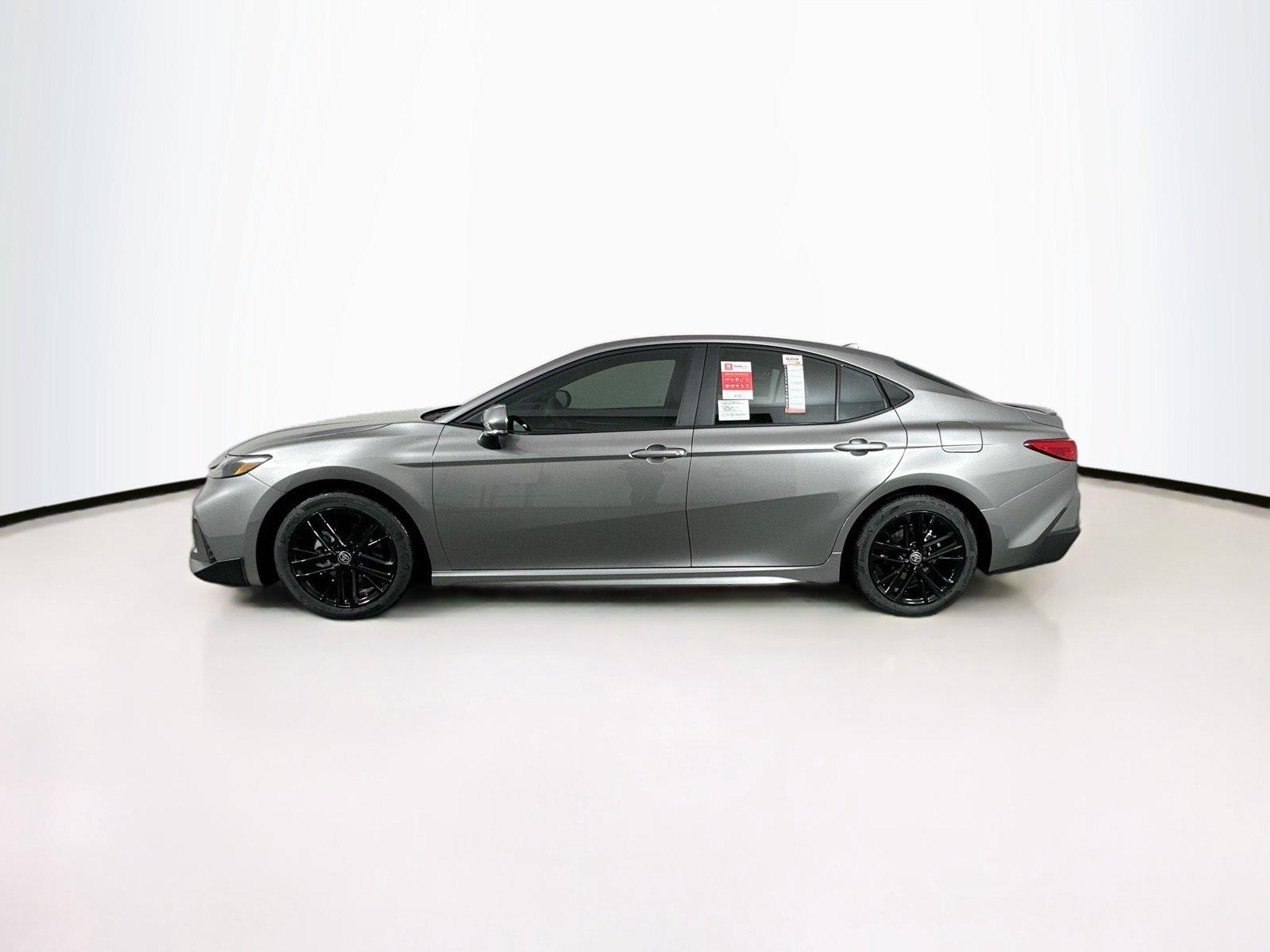 2026 TOYOTA CAMRY HYBRID photo 7