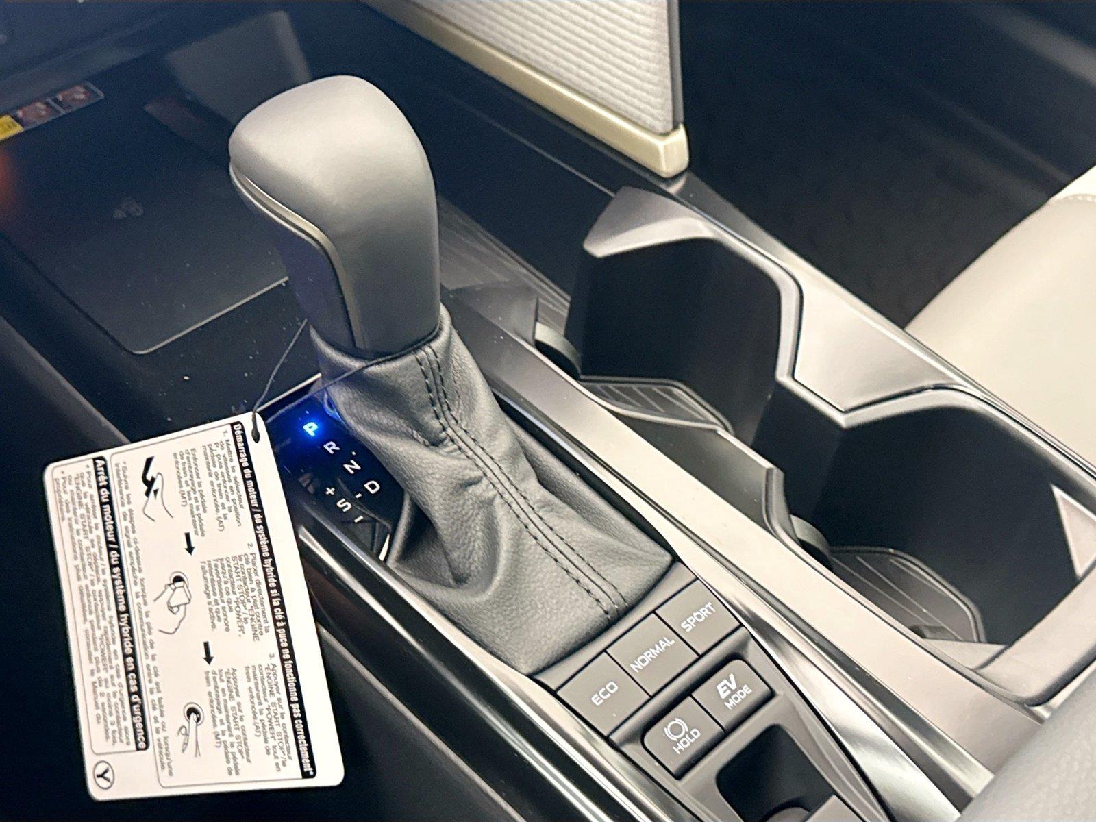 2026 TOYOTA CAMRY HYBRID photo 28