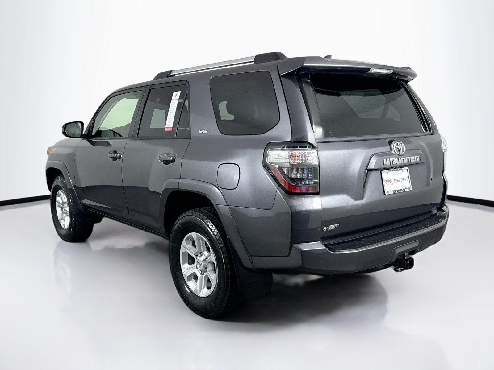 2021 Toyota 4Runner SR5 photo 10