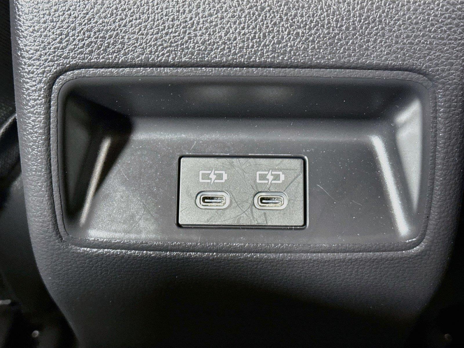 2025 Toyota Corolla SE photo 33