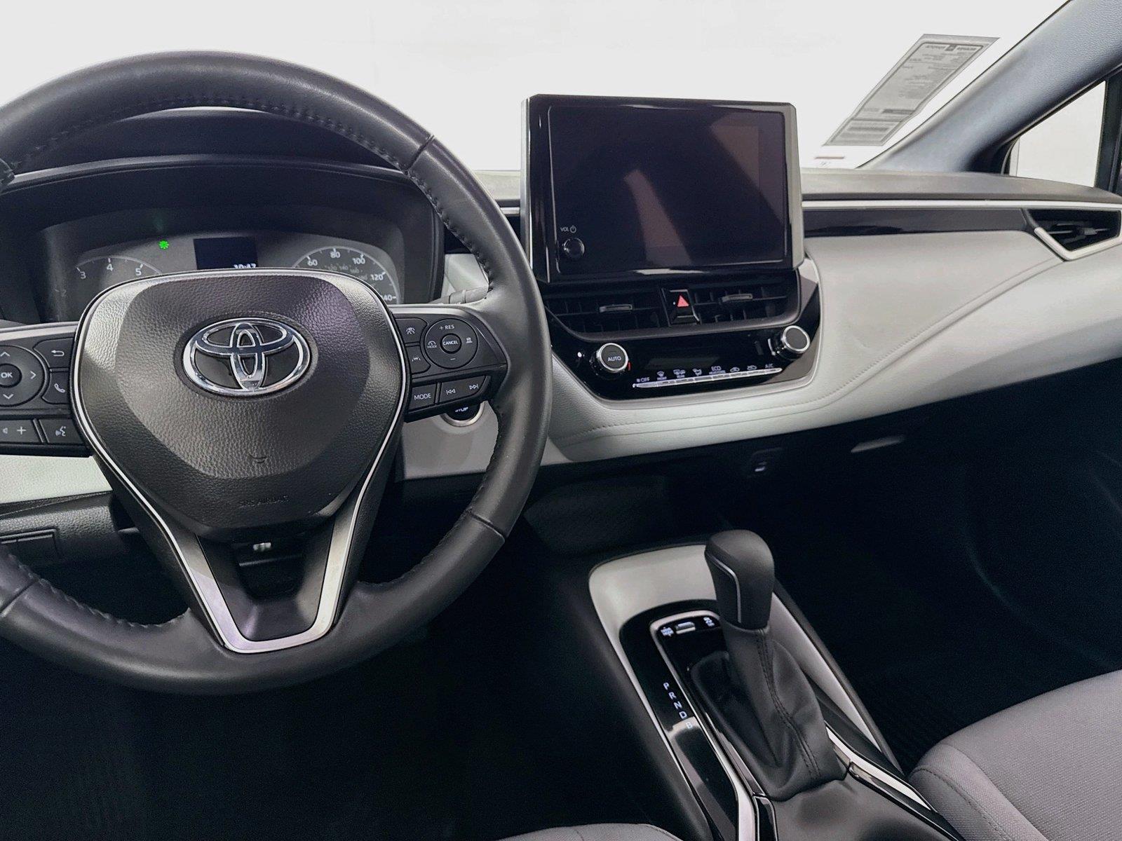 2025 Toyota Corolla SE photo 29