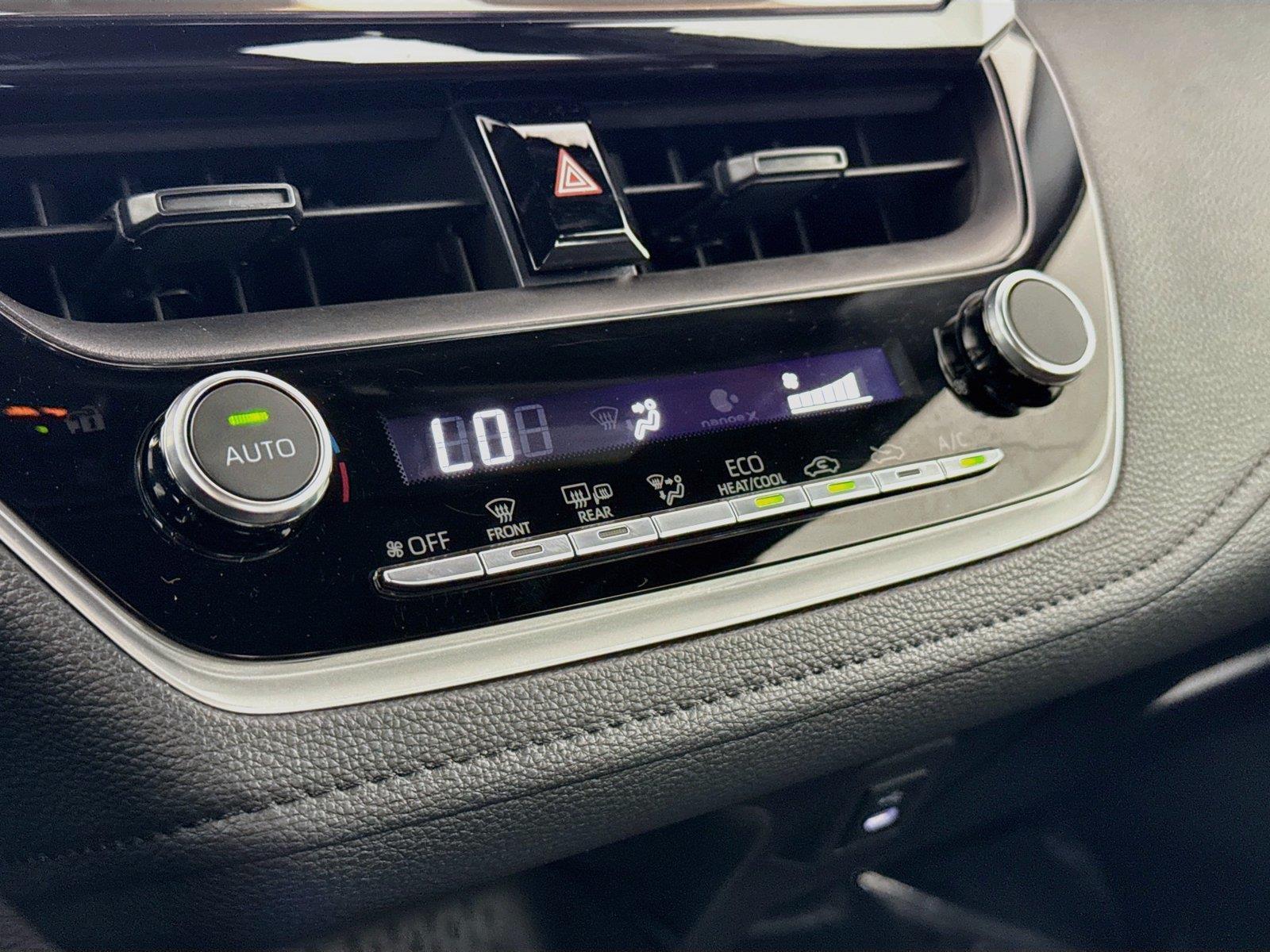 2025 Toyota Corolla SE photo 23