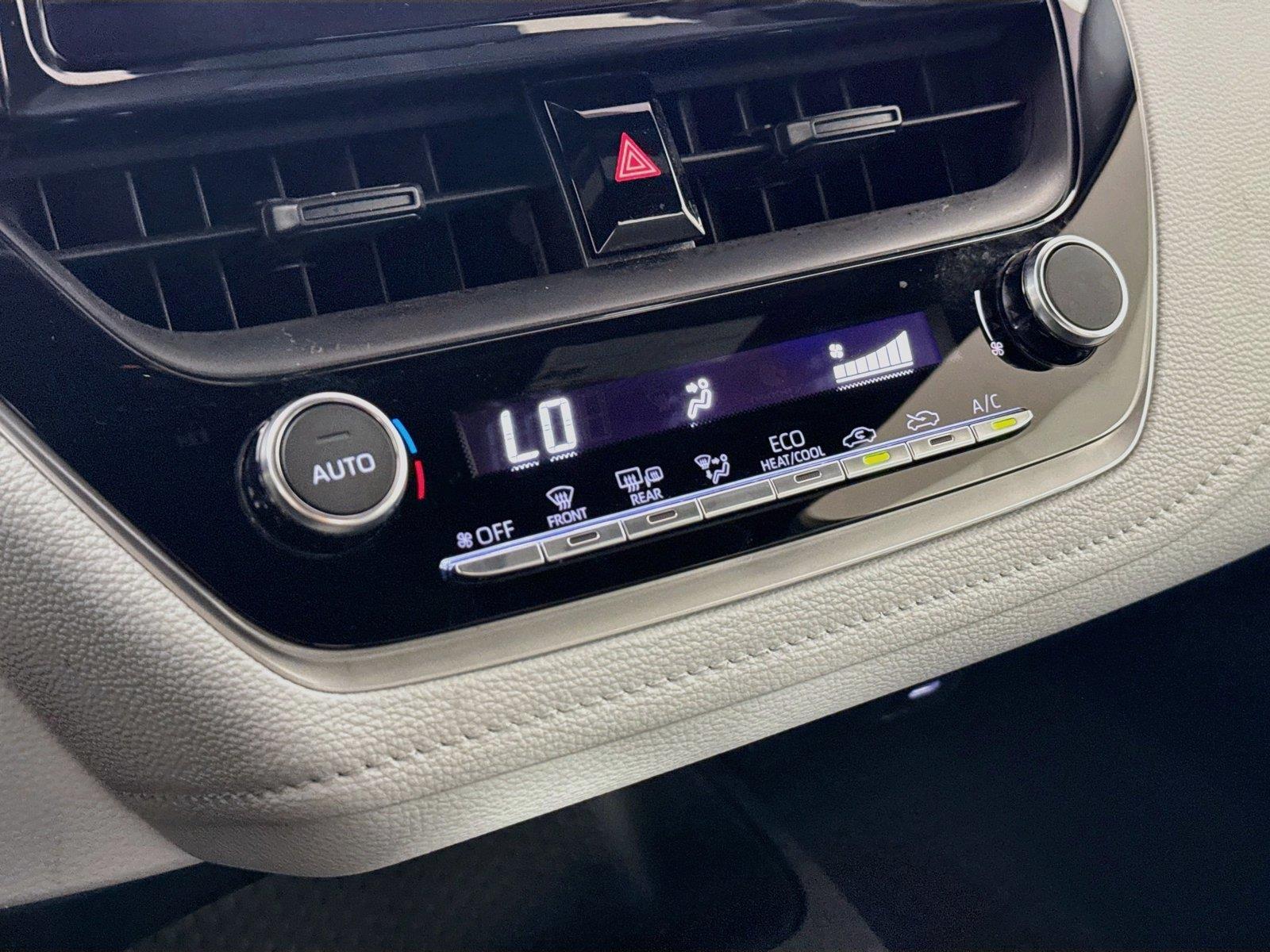 2025 Toyota Corolla SE photo 23