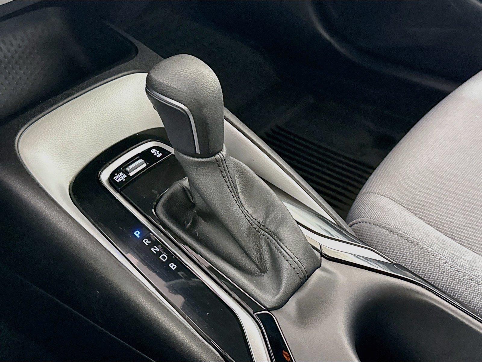 2025 Toyota Corolla SE photo 24