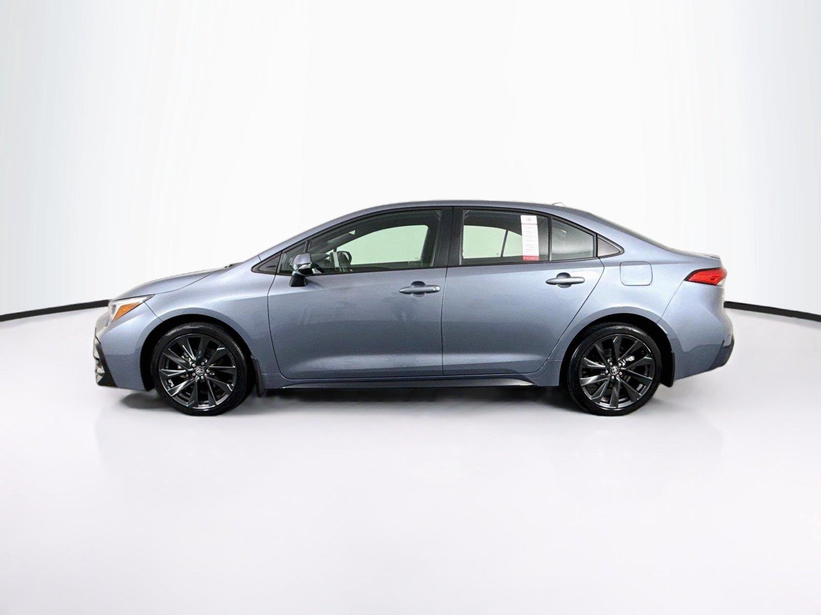 2025 Toyota Corolla SE photo 12