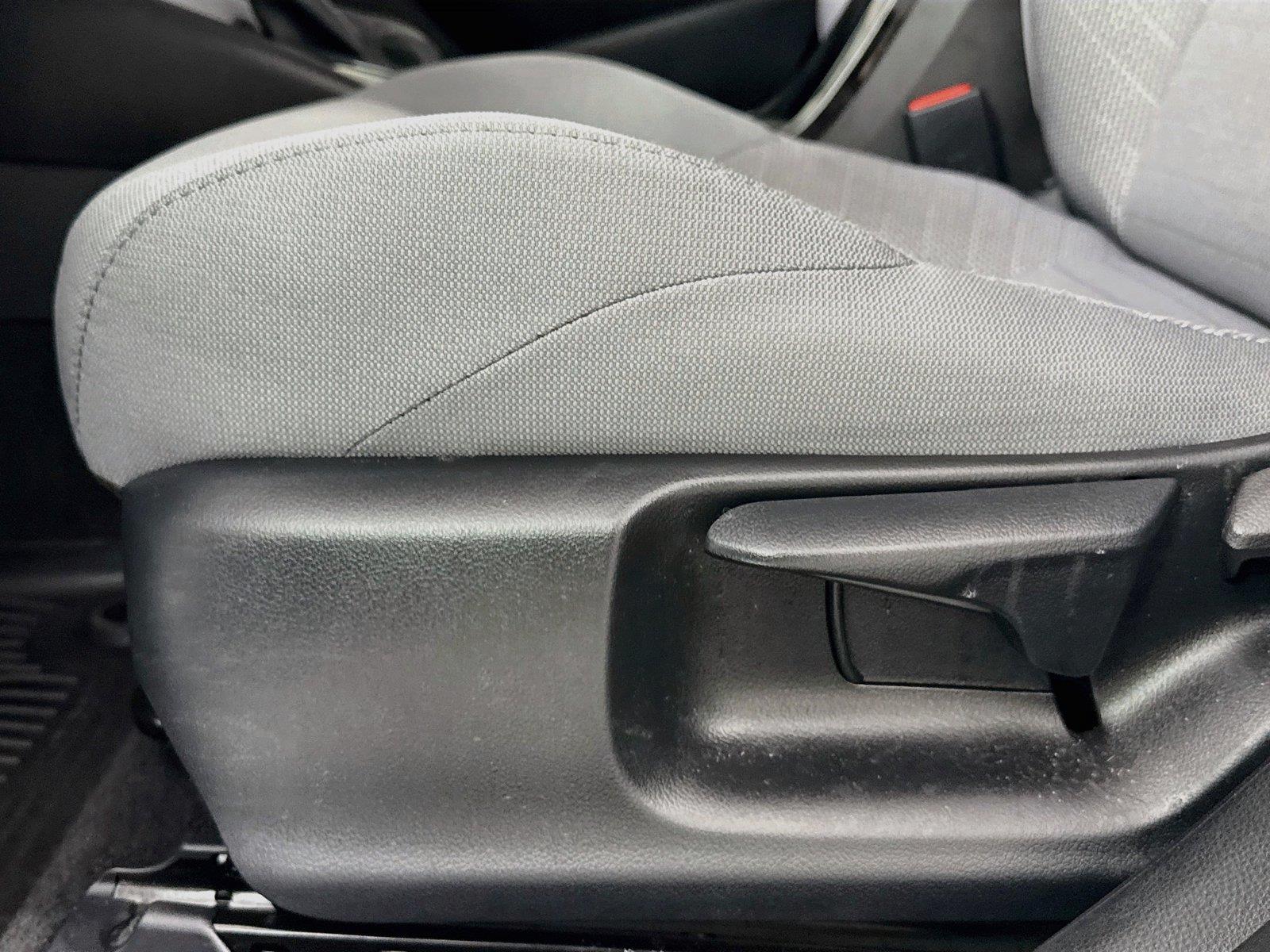 2025 Toyota Corolla SE photo 26