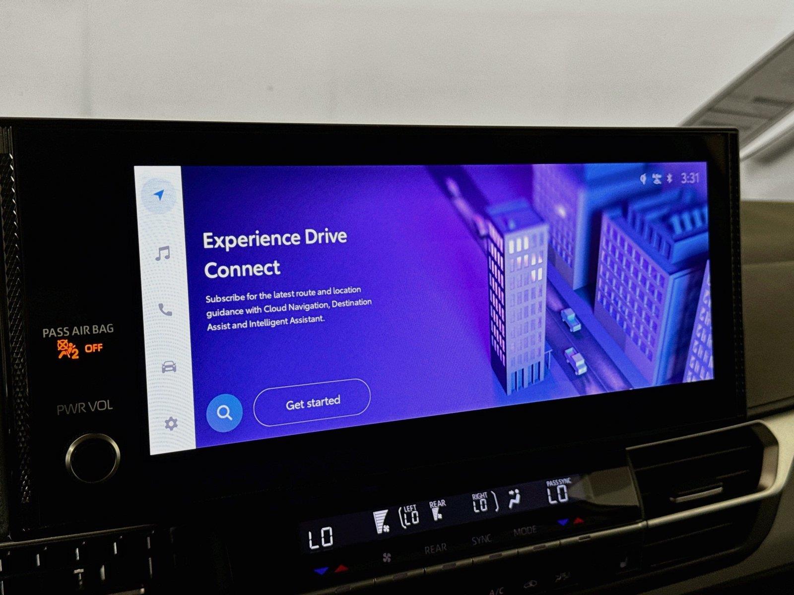2025 Toyota Sienna XLE 8-Passenger photo 6