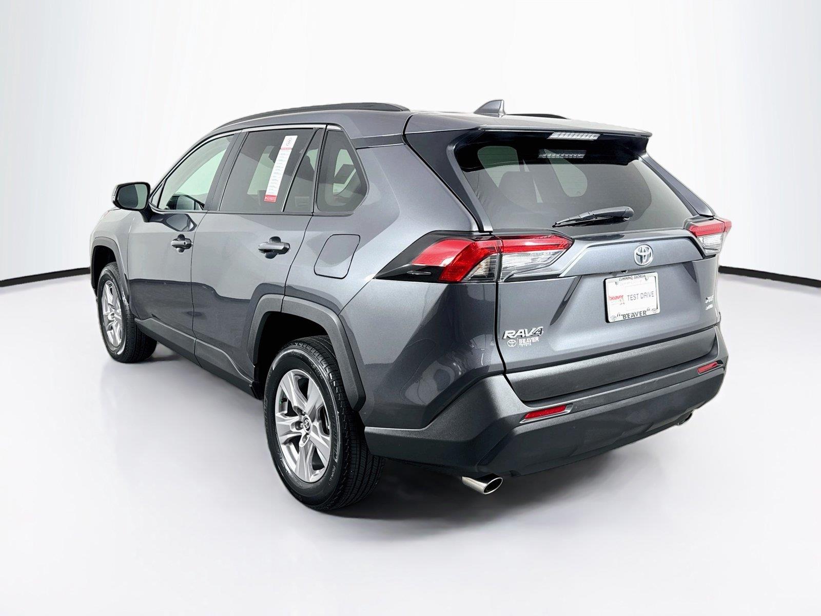 2025 Toyota RAV4 XLE photo 10