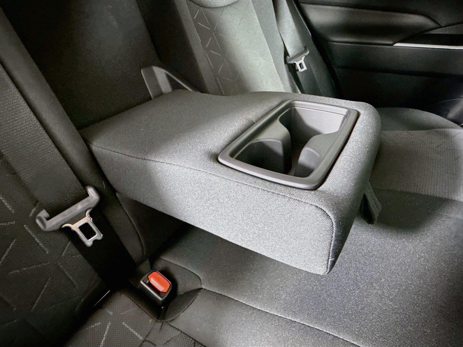 2021 Toyota RAV4 Hybrid XLE photo 37