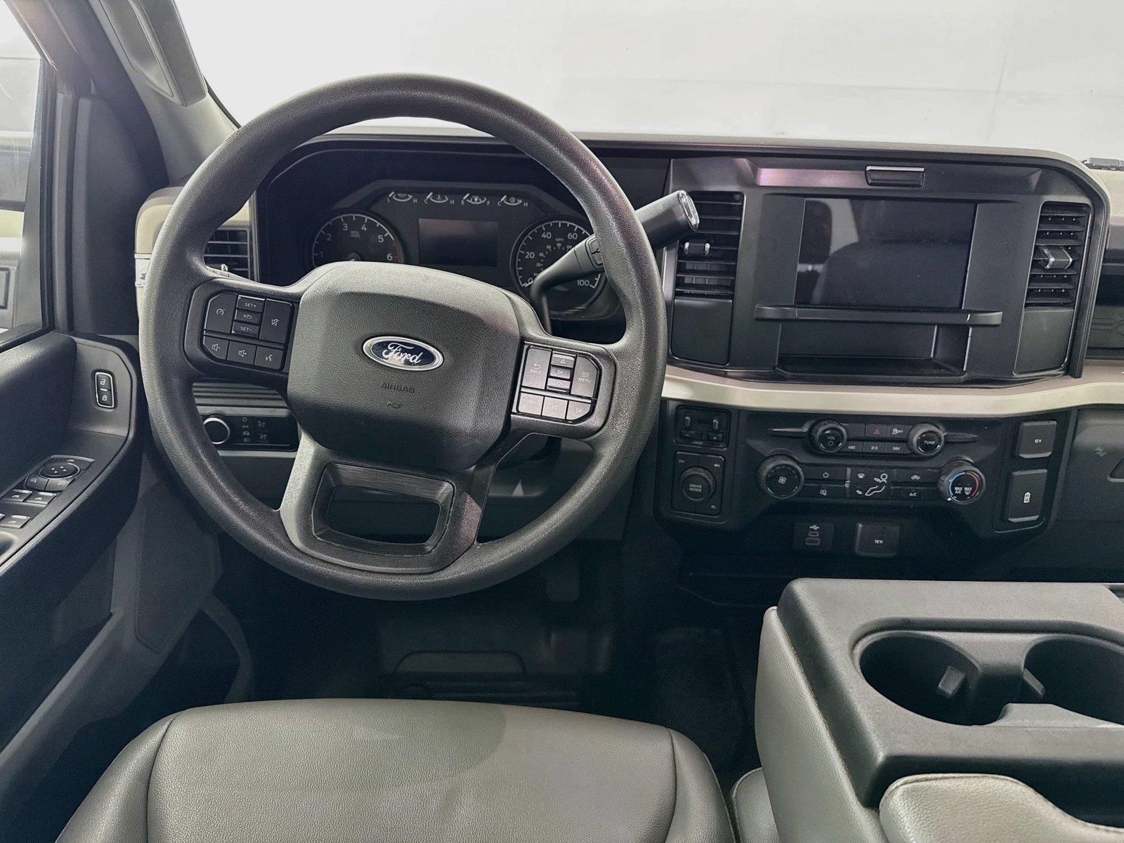 2026 Ford Super Duty F-250 SRW XL photo 25