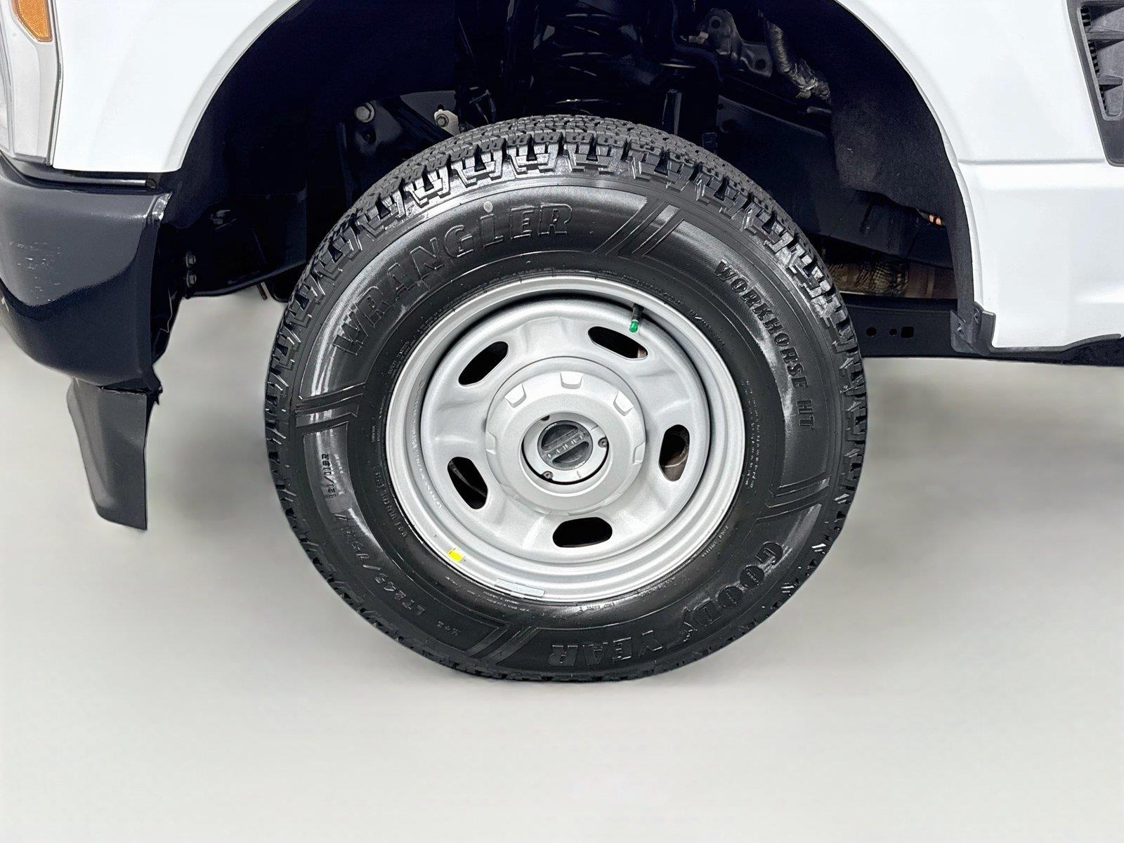 2026 Ford Super Duty F-250 SRW XL photo 36