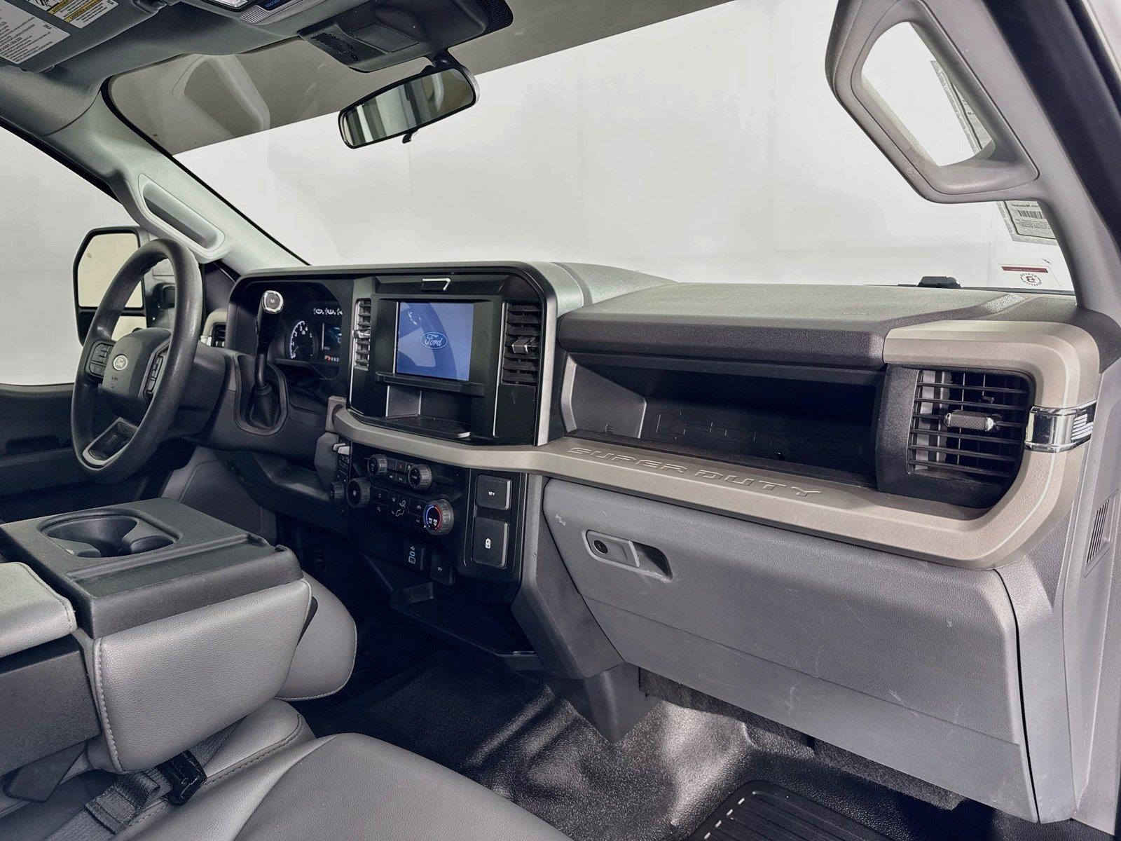 2026 Ford Super Duty F-250 SRW XL photo 34