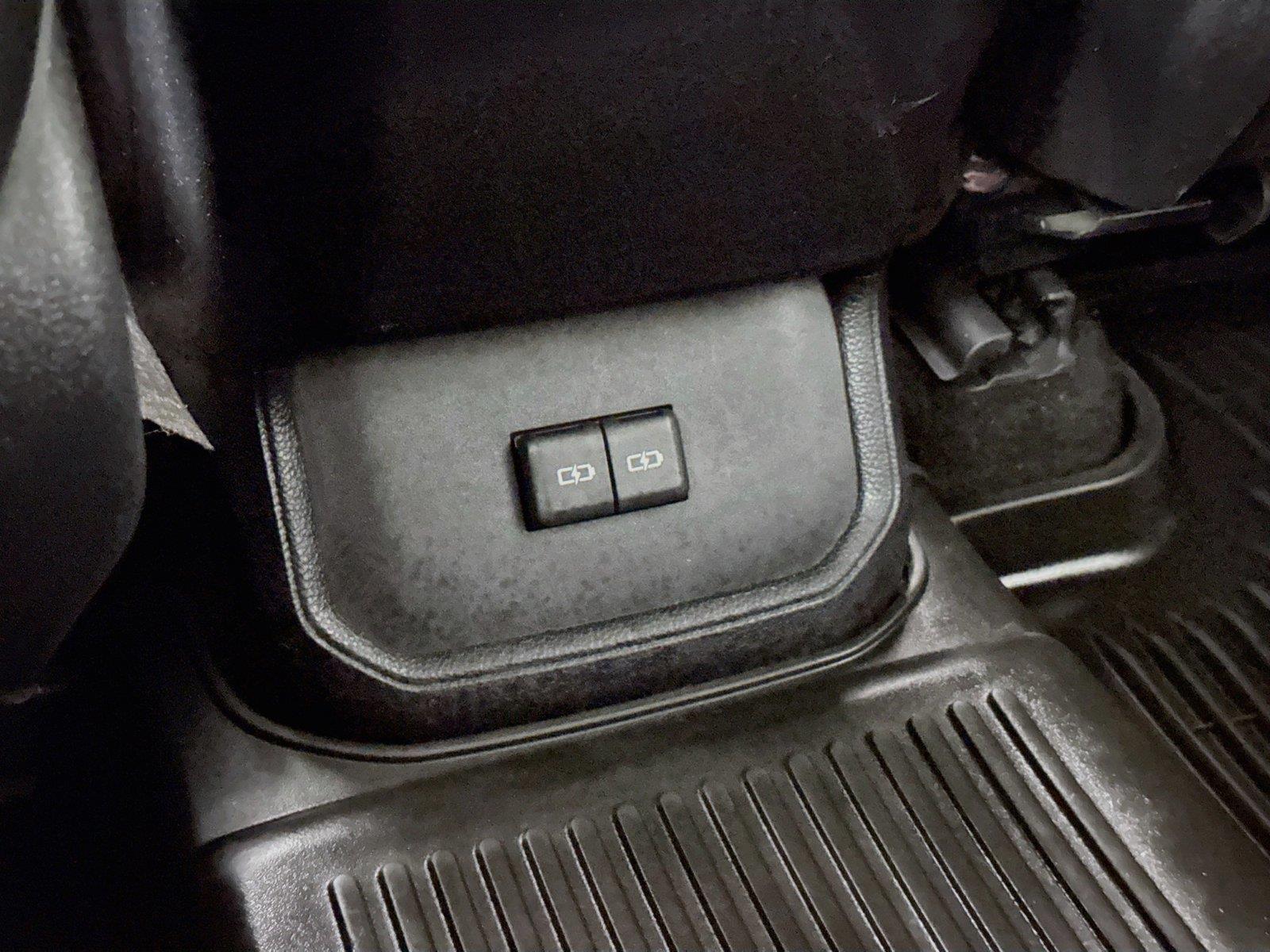 2023 Toyota Highlander XLE photo 37
