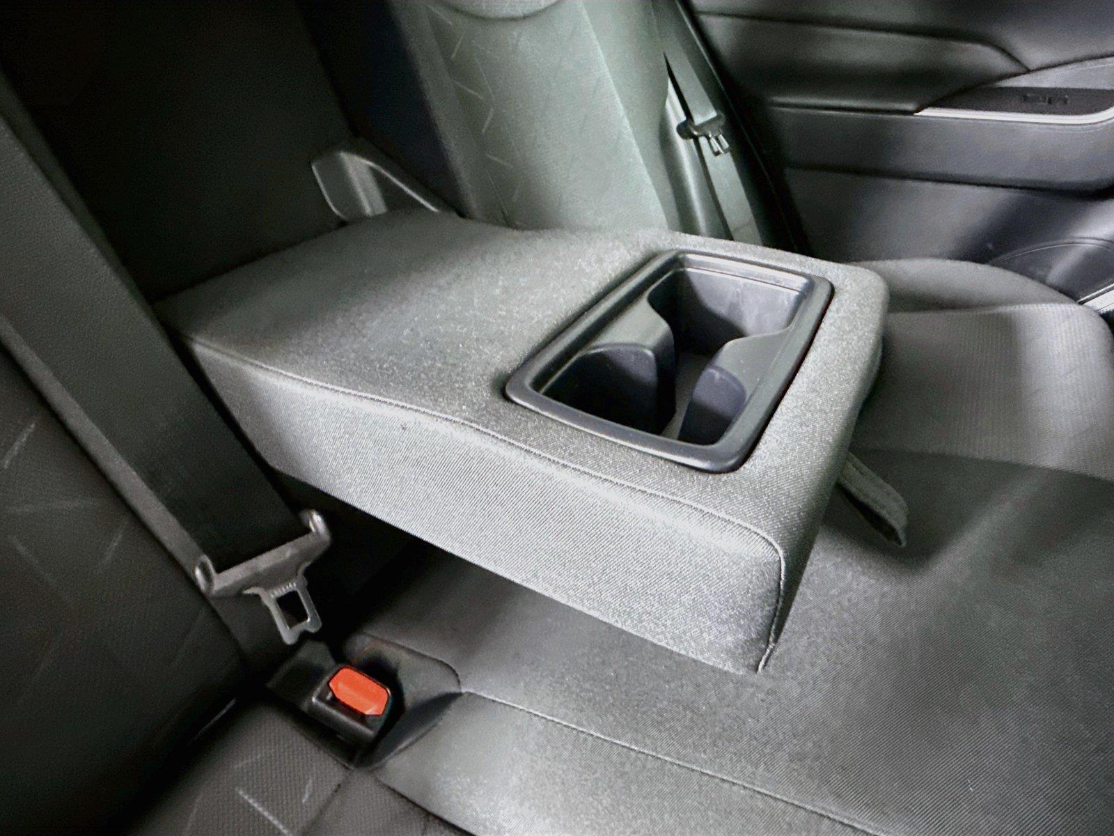 2025 Toyota RAV4 Hybrid XLE photo 37