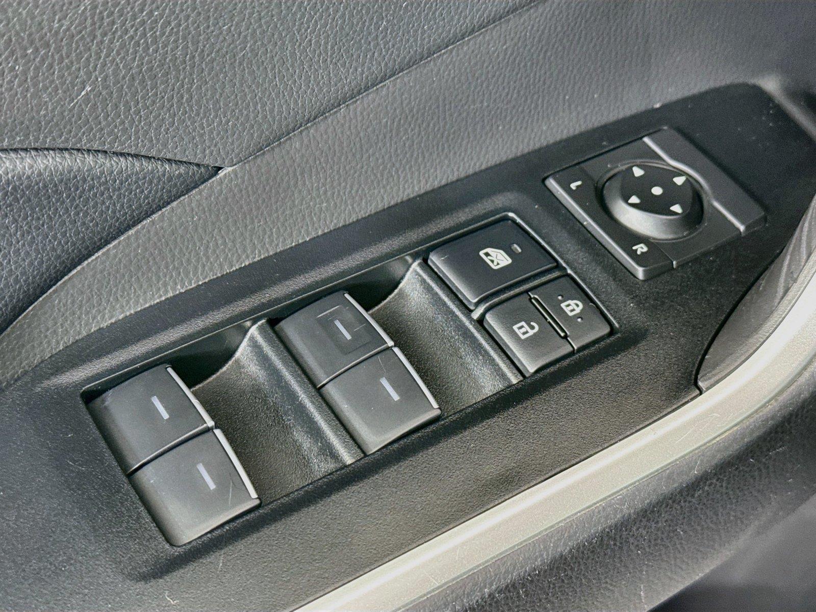 2025 Toyota RAV4 XLE photo 25