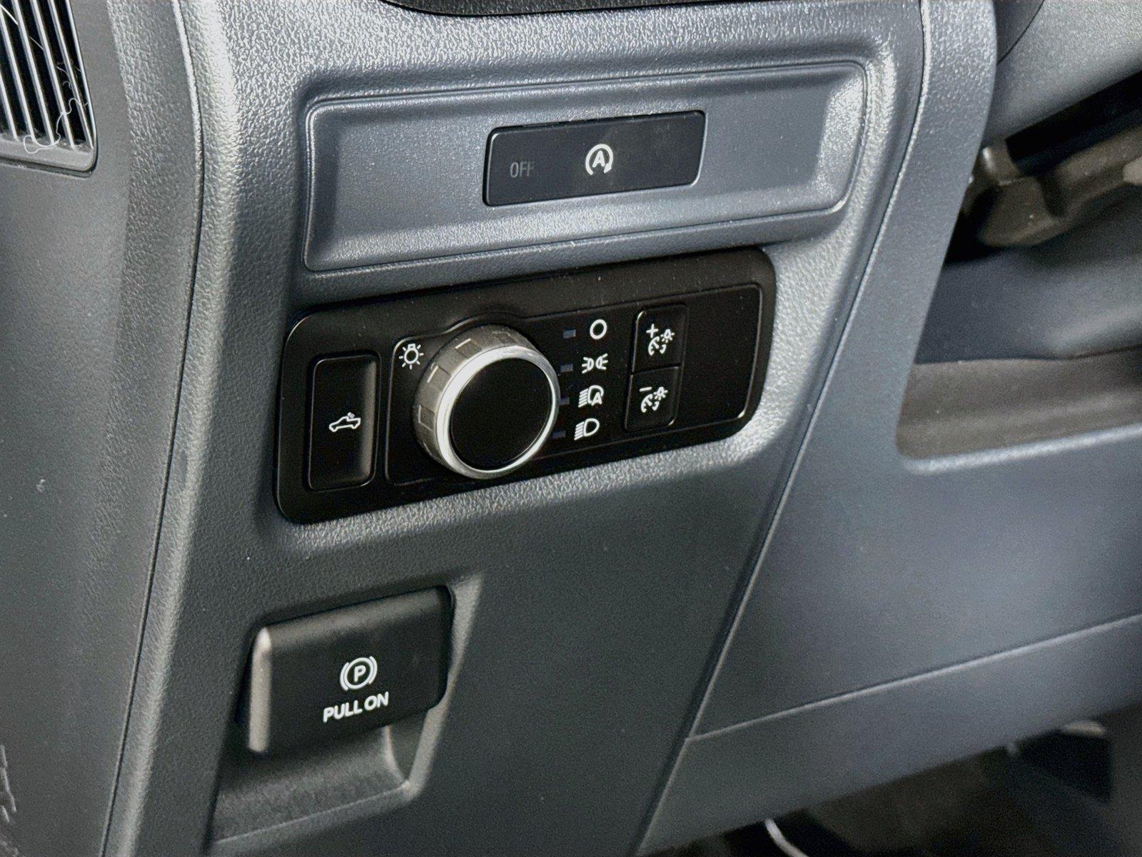 2025 Ford F-150 STX photo 13