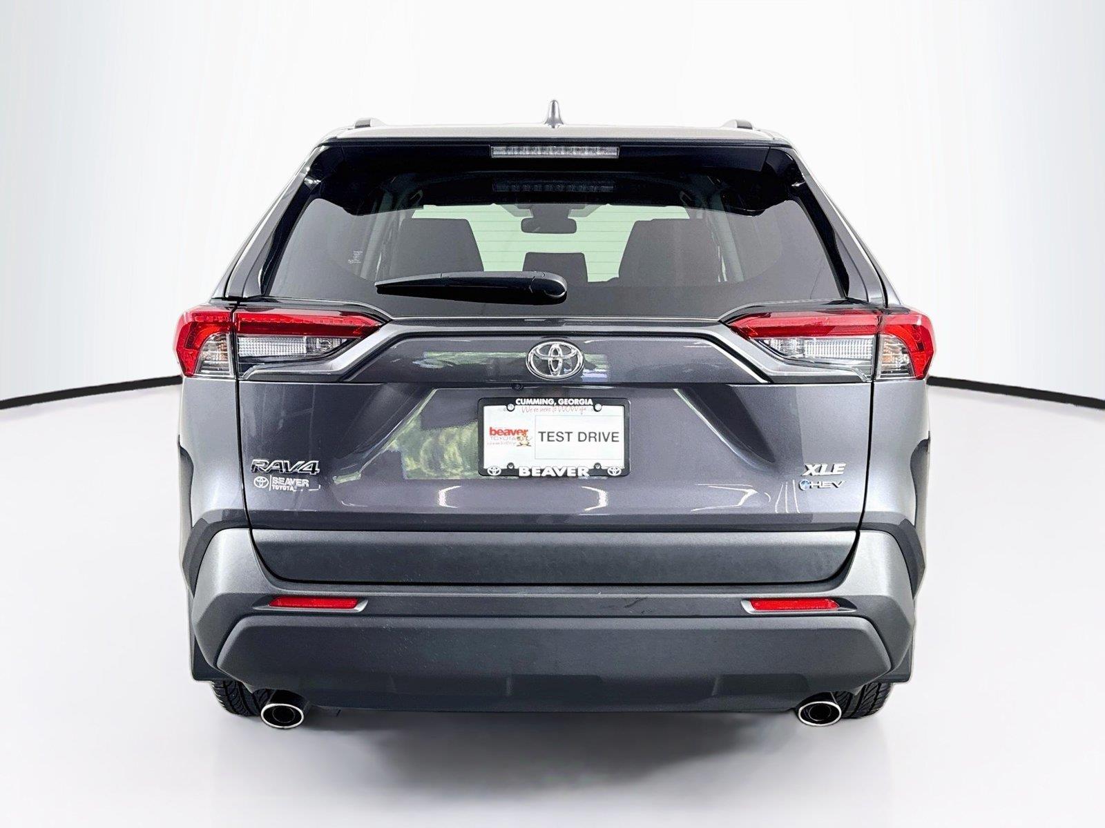 2025 Toyota RAV4 Hybrid XLE photo 10