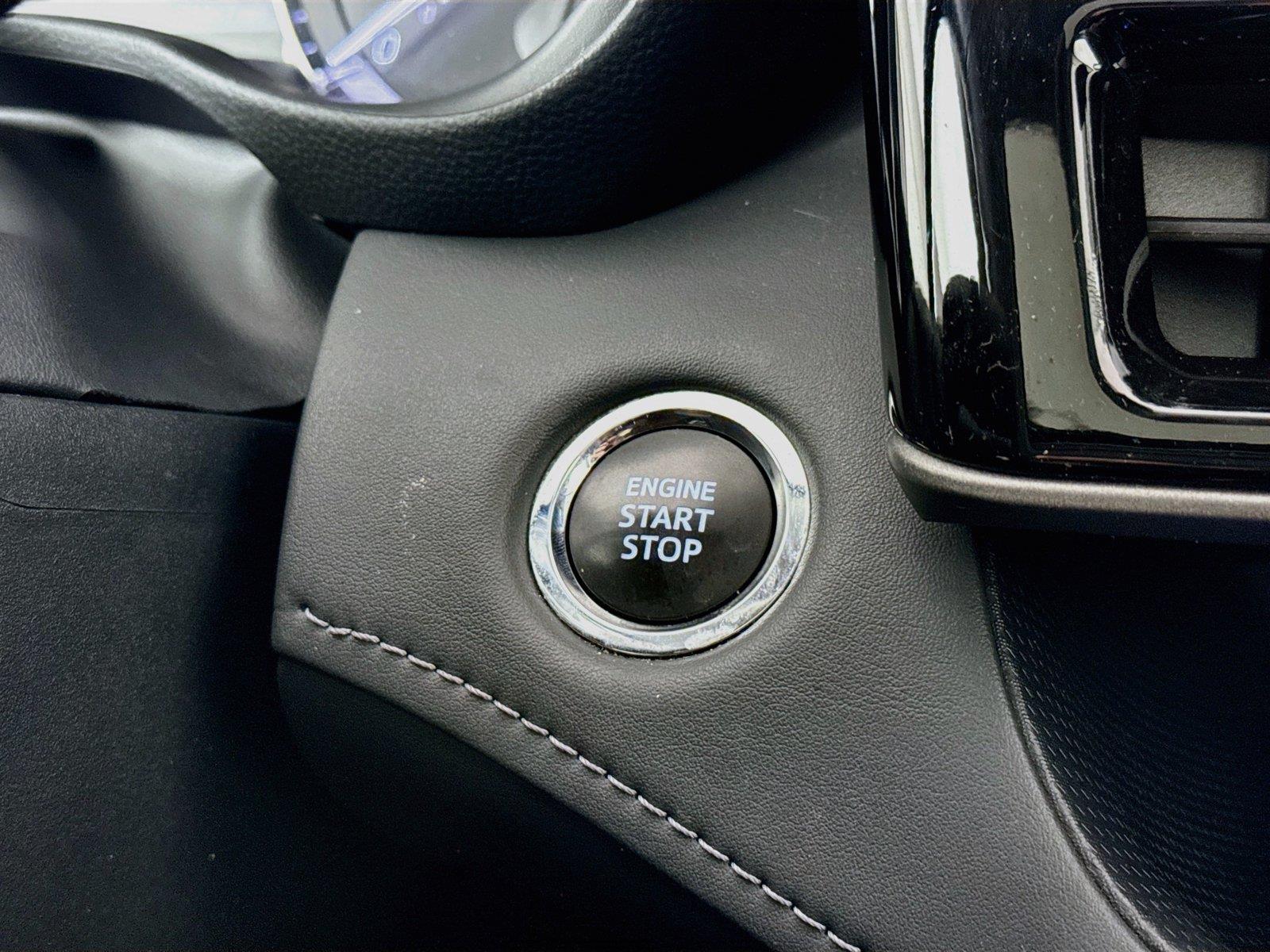 2023 Toyota Highlander XLE photo 21