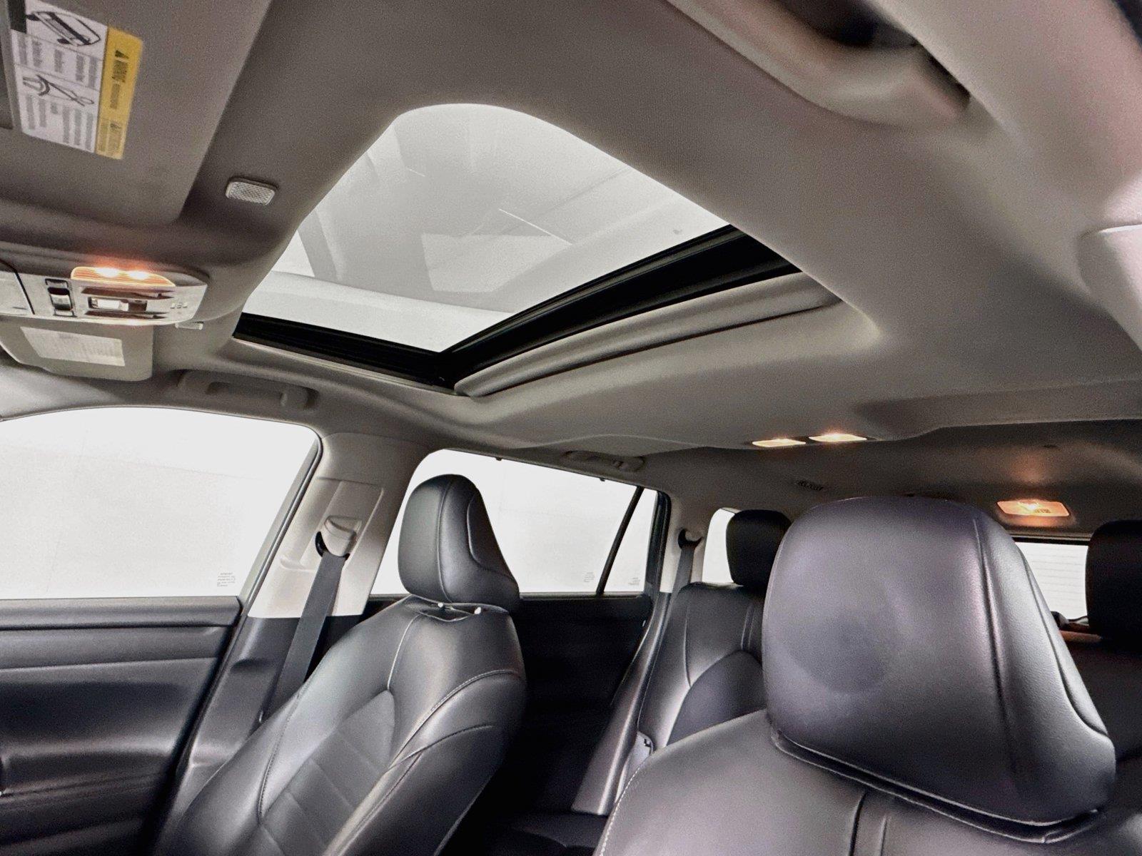 2023 Toyota Highlander XLE photo 5