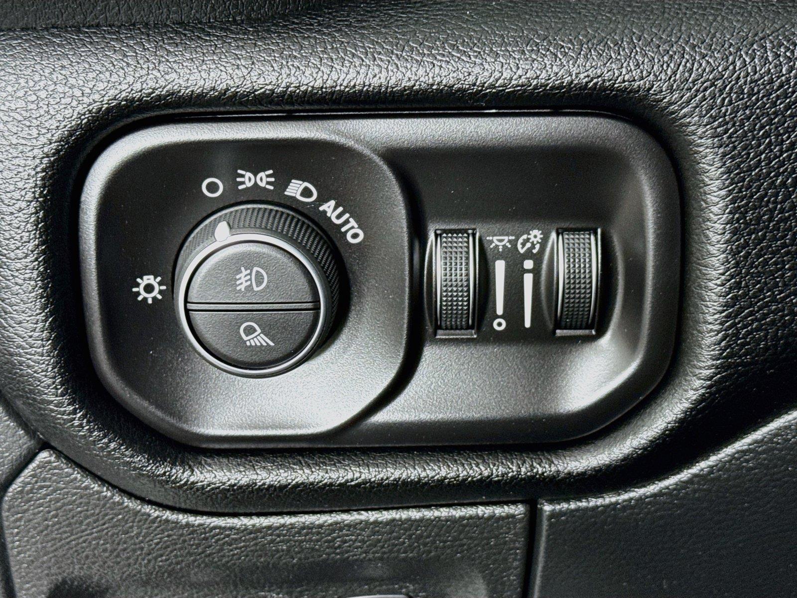 2026 Ram 1500 Rebel photo 14