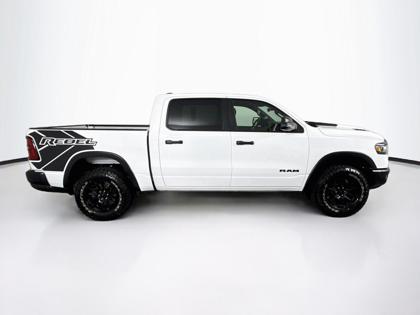 2026 Ram 1500 Rebel photo 9