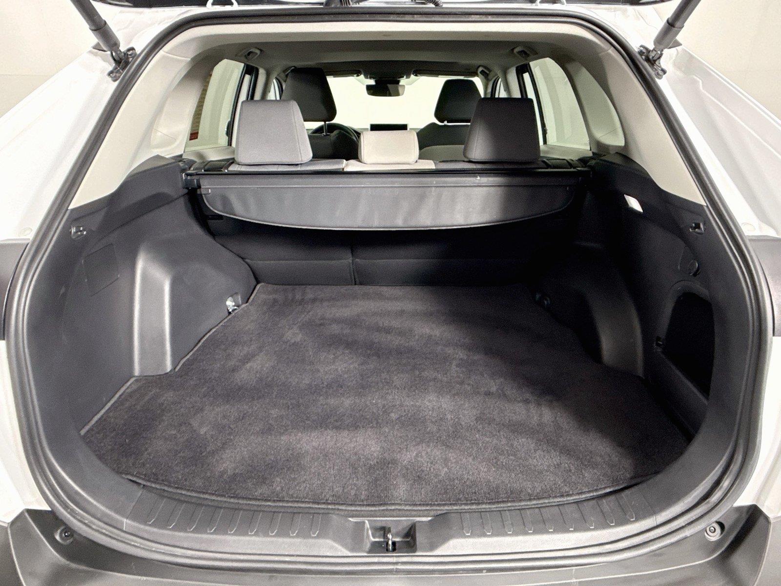 2025 Toyota RAV4 Hybrid XLE photo 37