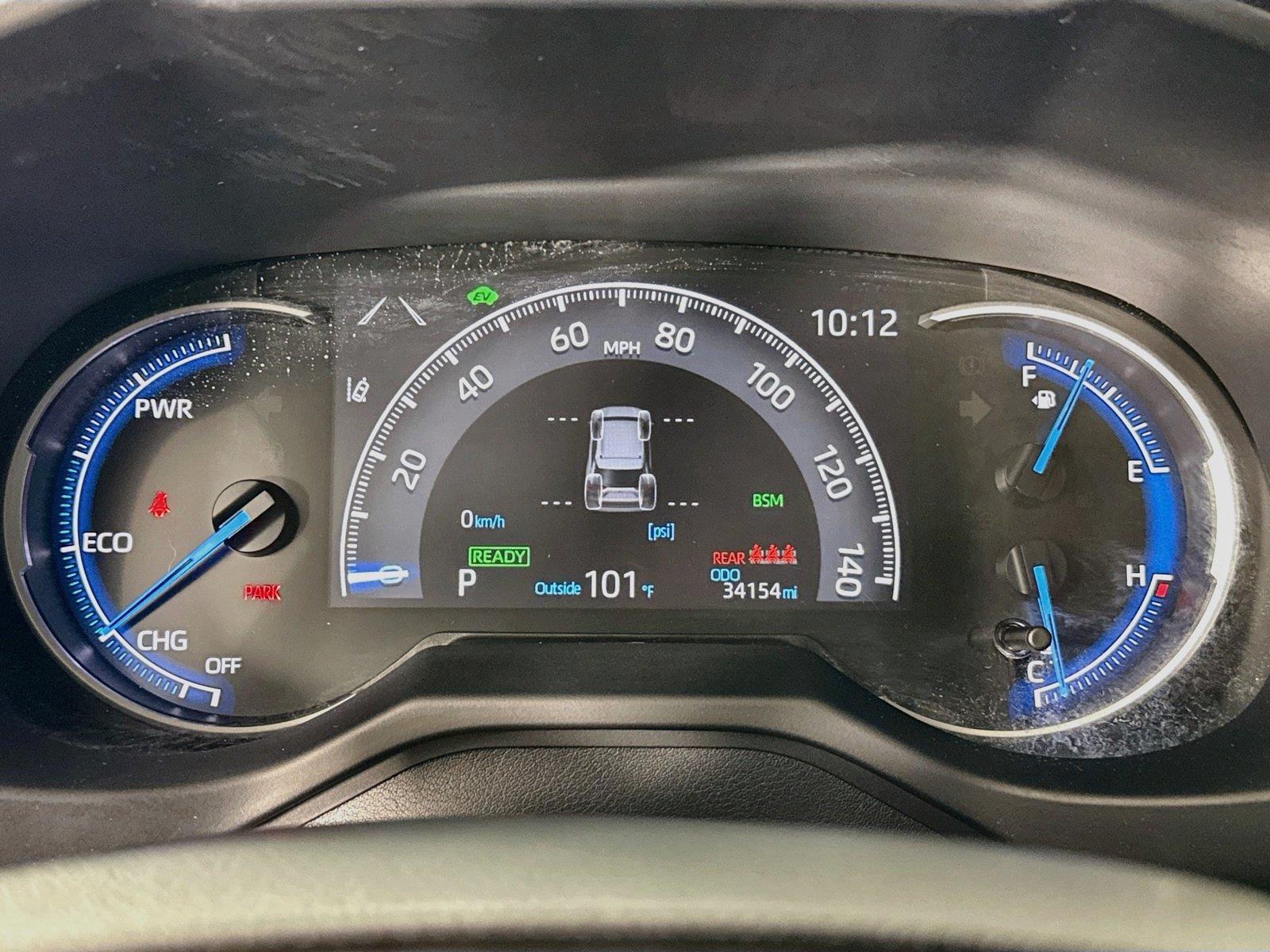 2025 Toyota RAV4 Hybrid XLE photo 19