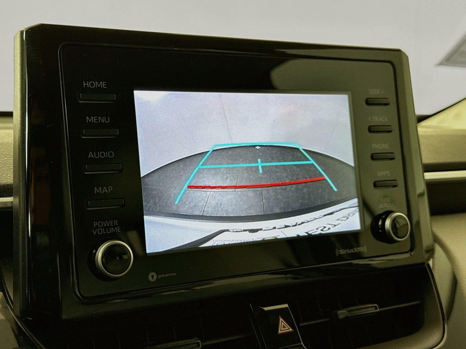 2022 Toyota Corolla Cross L photo 20