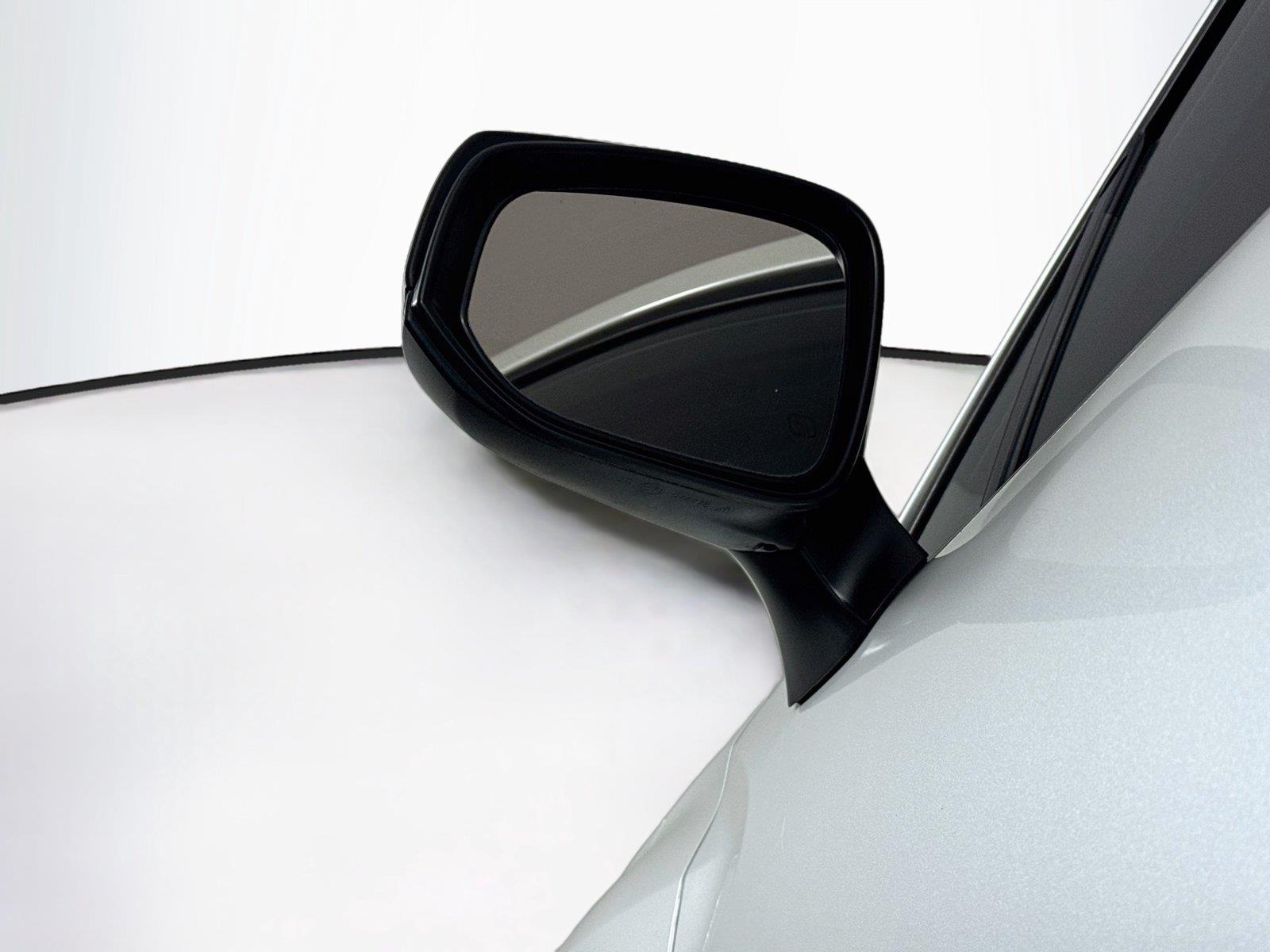 2022 Toyota Corolla Cross L photo 4